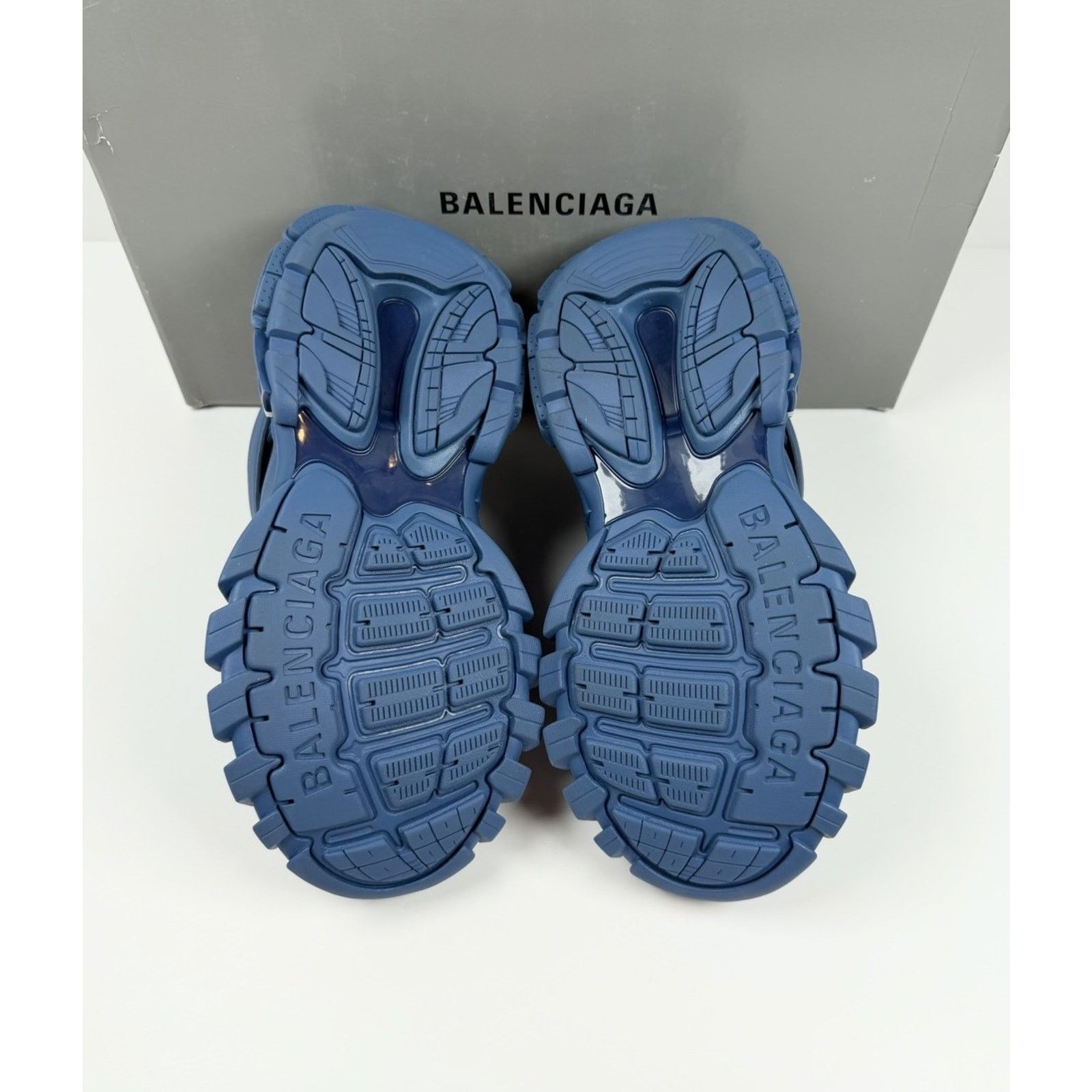 Balenciaga Size 39EU/6US - Balenciaga Track Blue LED Sneakers NEW! Size US 6 / EU 39 - 8 Thumbnail