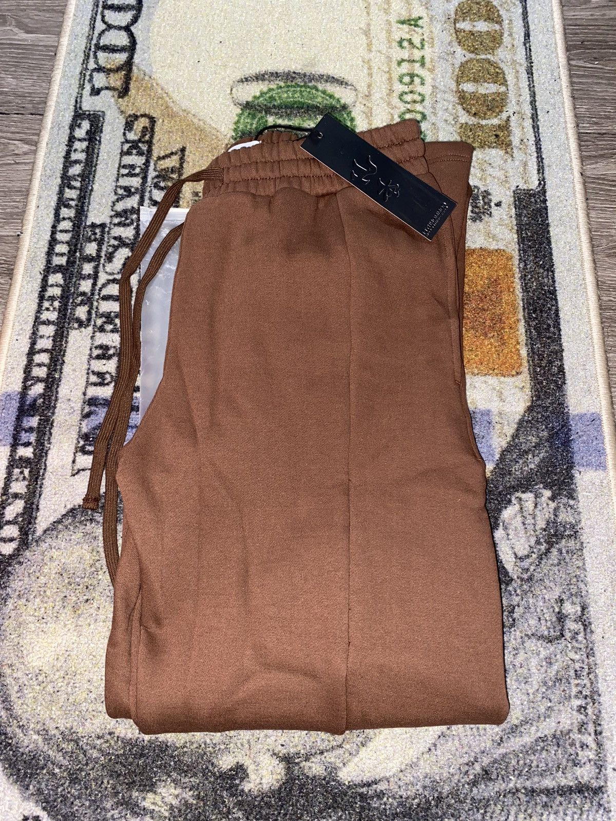 Other Common Hype Basic Sweatpant Mocha Brown MEDIUM Size US 31 - 1 Thumbnail