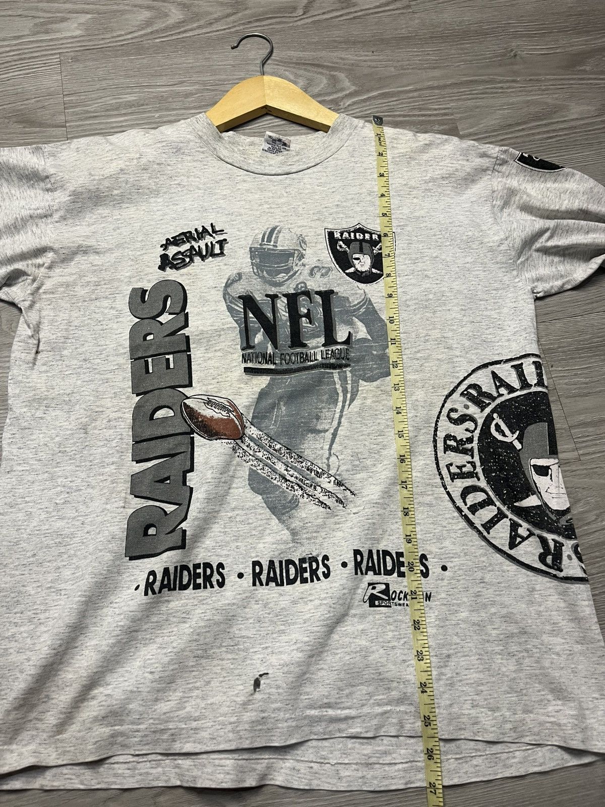 NHL 90s NHL Raiders vintage tee Size US M / EU 48-50 / 2 - 9 Thumbnail