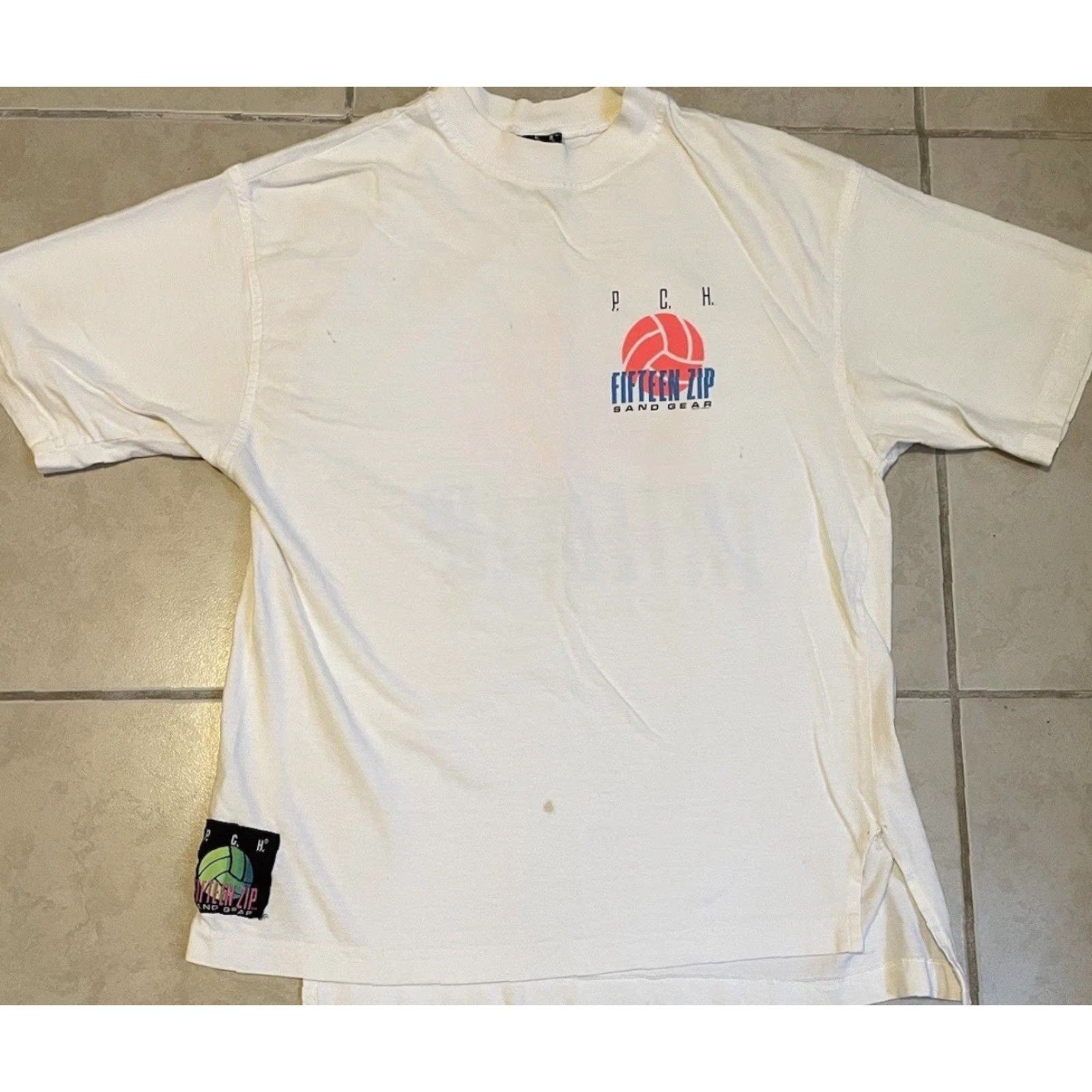 Quiksilver VINTAGE PCH Volleyball Faded Shirt S White Grunge 80s Surf Skate Quiksilver OP 90s Mens Shirt Size US S / EU 44-46 / 1 - 2 Thumbnail