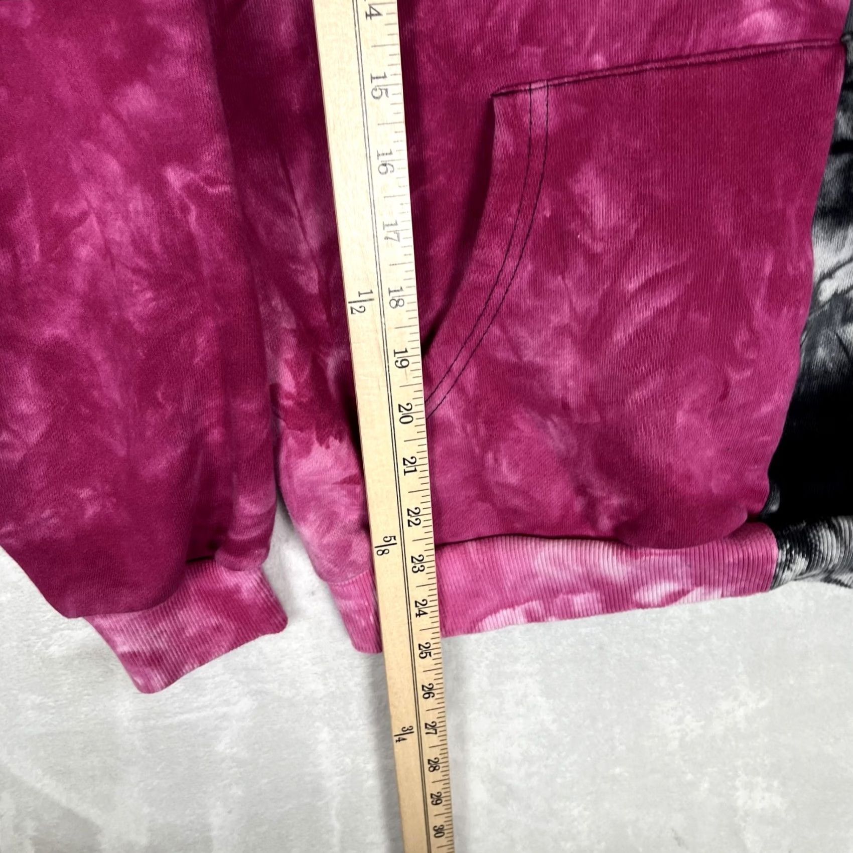 Vintage DUMBGOOD Kuromi My Melody Hoodie Sweatshirt Womens Medium Pink Tie Dye Pullover Size M / US 6-8 / IT 42-44 - 3 Thumbnail