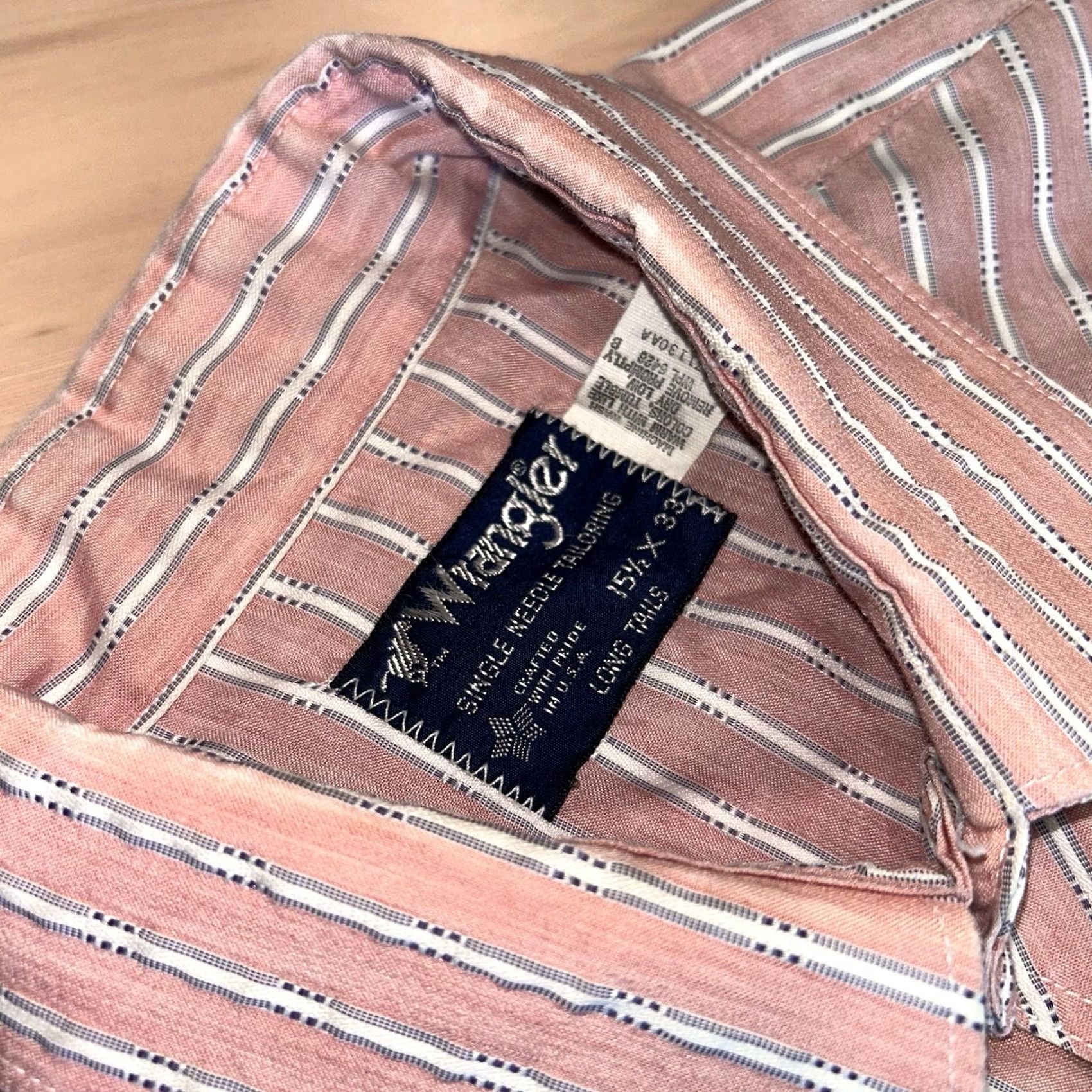Wrangler VINTAGE Wrangler Brushpopper Pearl Snap Striped Shirt Long Sleeve Mens 15.5-33 Light Pink Cotton Western Button-Up Casual Workwear 80s 90s Mens Size US M / EU 48-50 / 2 - 4 Thumbnail
