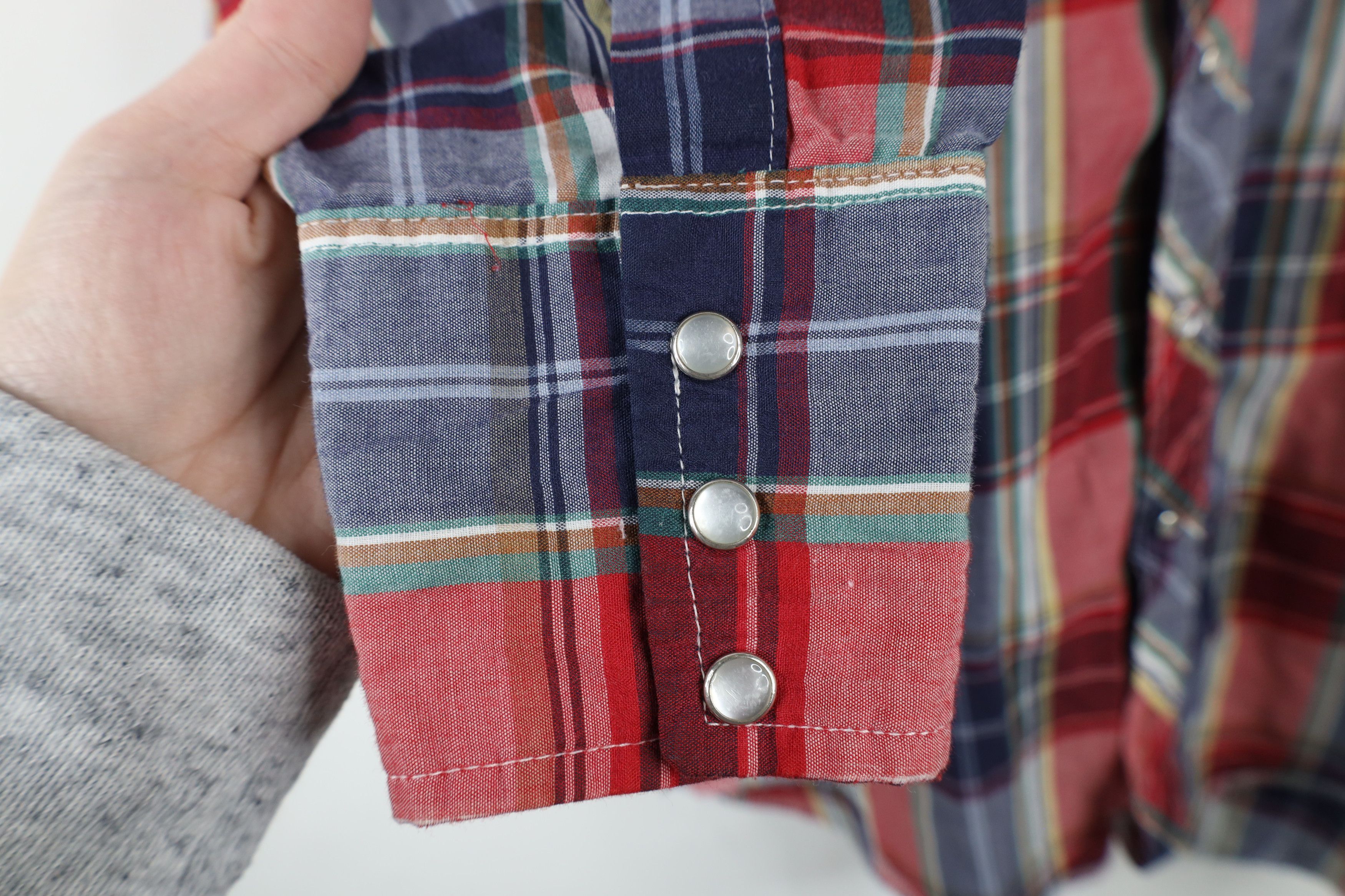 Vintage × Wrangler Vintage 90s Wrangler Needle Western Cowboy Button Shirt Size US XL / EU 56 / 4 - 4 Thumbnail