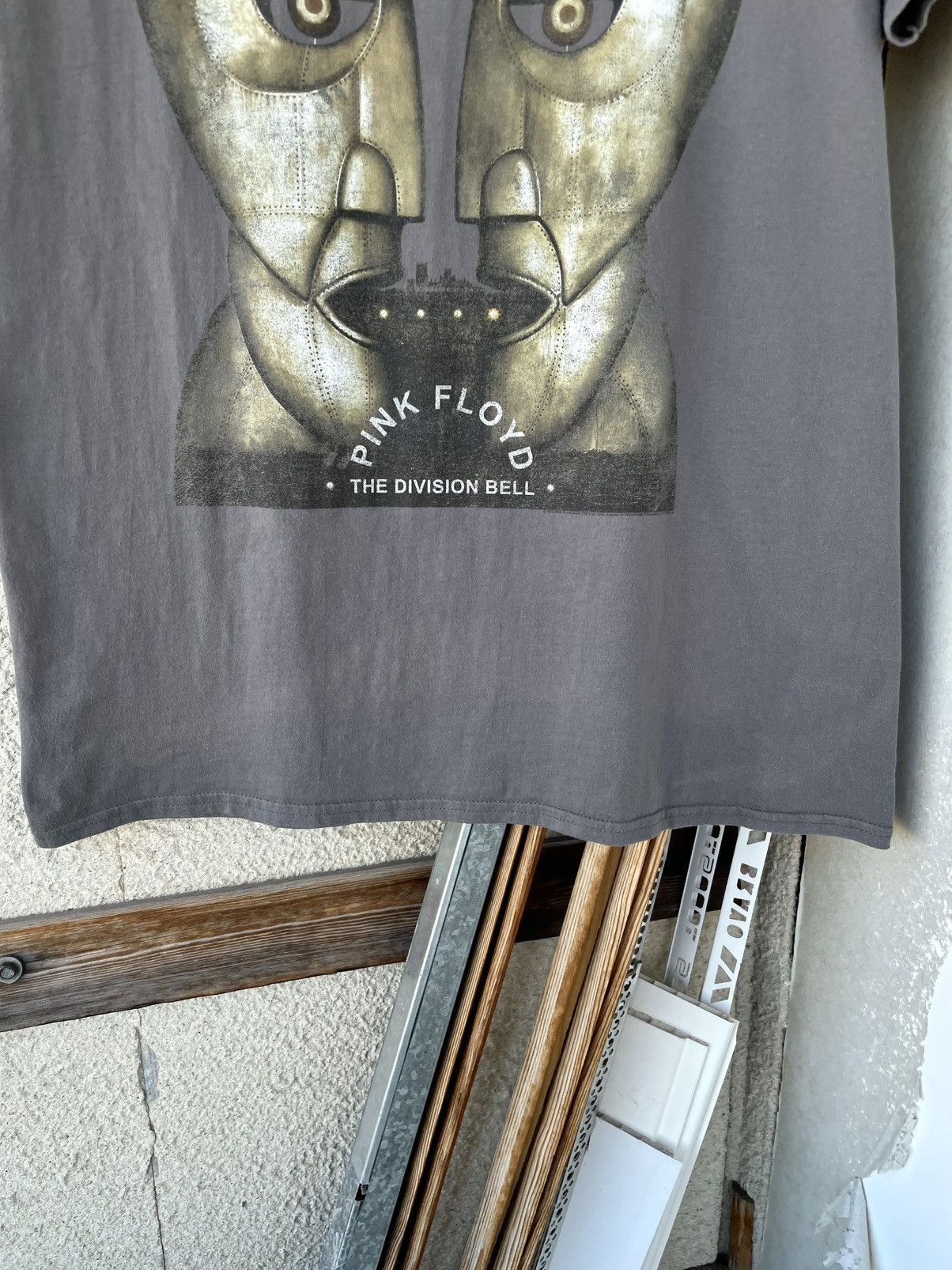 Band Tees Vintage Pink Floyd The Division Bell Tour Rock Band T-Shirt Size US XL / EU 56 / 4 - 6 Thumbnail