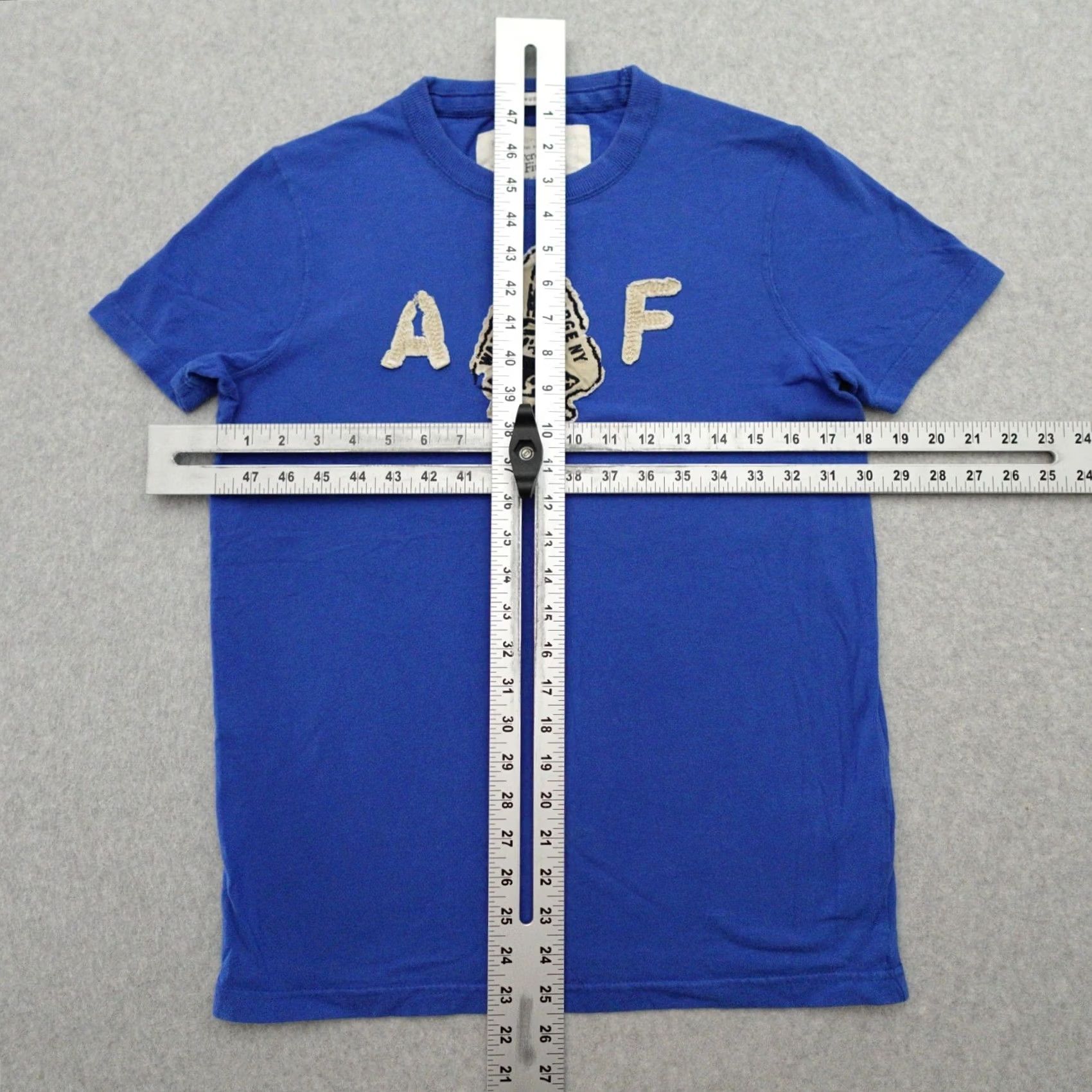 Abercrombie & Fitch Abercrombie & Fitch T-Shirt Small Blue Embroidered Warrior Lodge 18x25 Mens Shirt Size US S / EU 44-46 / 1 - 3 Thumbnail