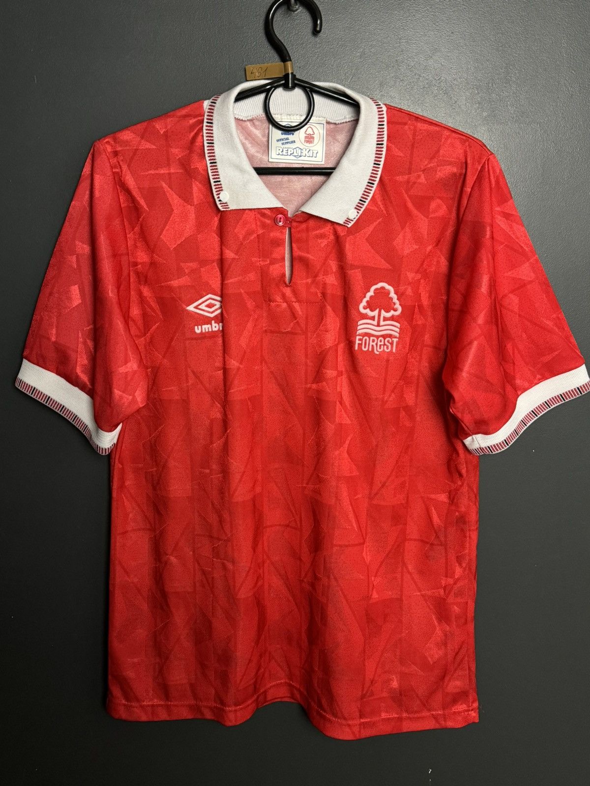 Umbro Nottingham Forest 90/92 Home Football Jersey Size US M / EU 48-50 / 2 - 1 Thumbnail