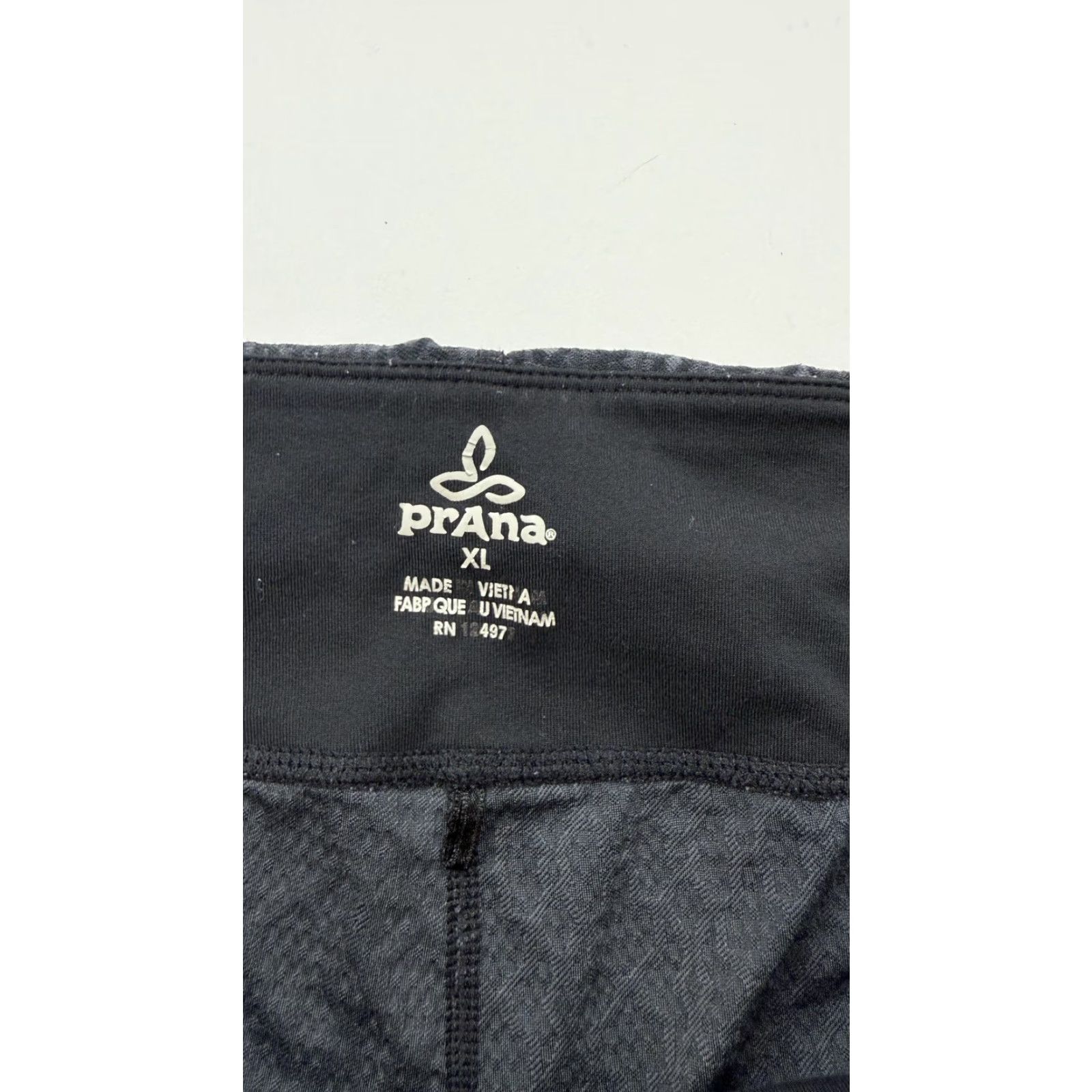 Prana Prana Leggings Womens Black XL Pattern Yoga Athletic Gym Stretch Pants Nylon Size 40" / US 18 - 3 Thumbnail