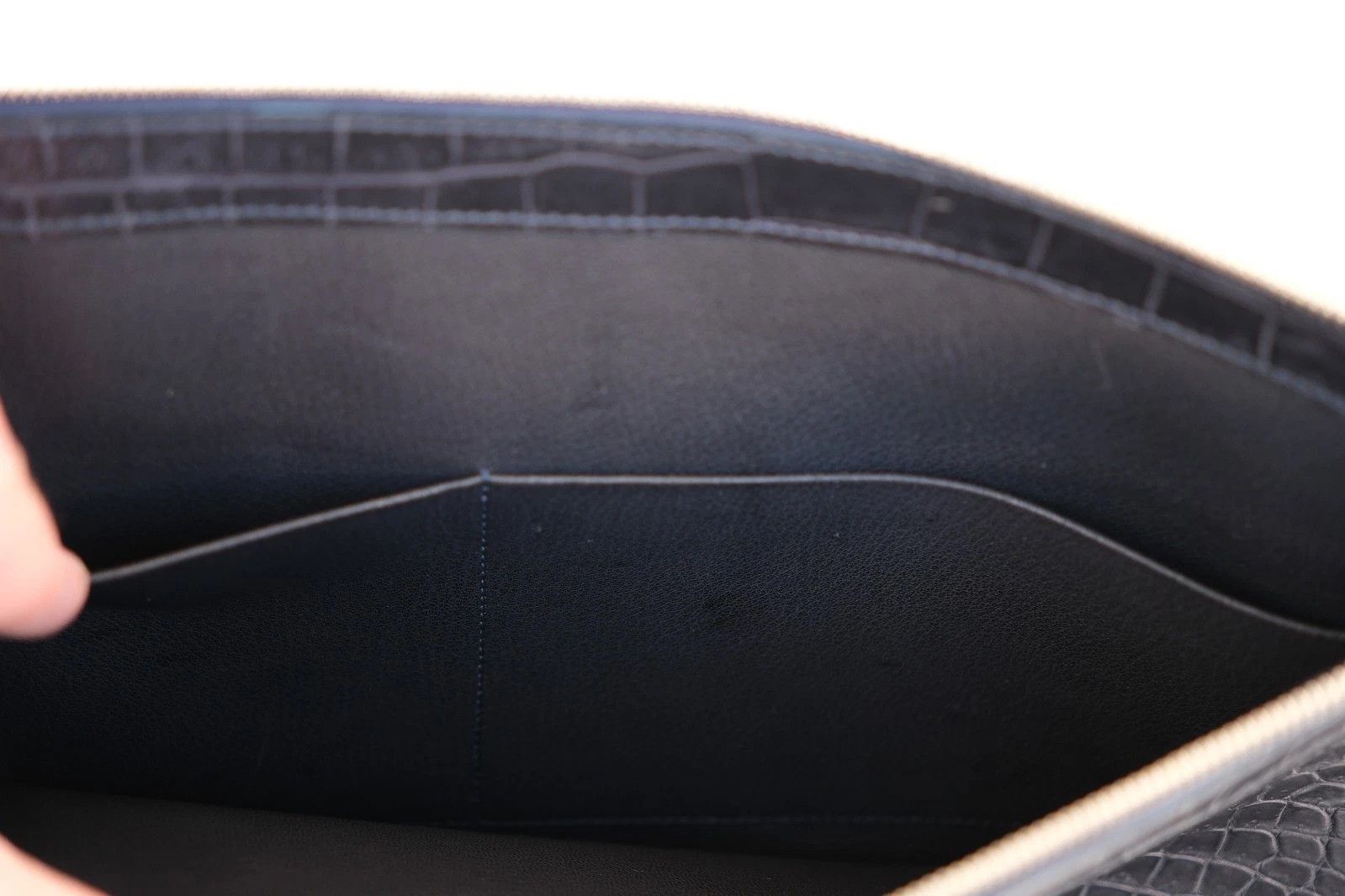 Alfred Dunhill Mint Alfred Dunhill Portfolio Organizer Laptop Sleeve Navy Size ONE SIZE - 8 Thumbnail