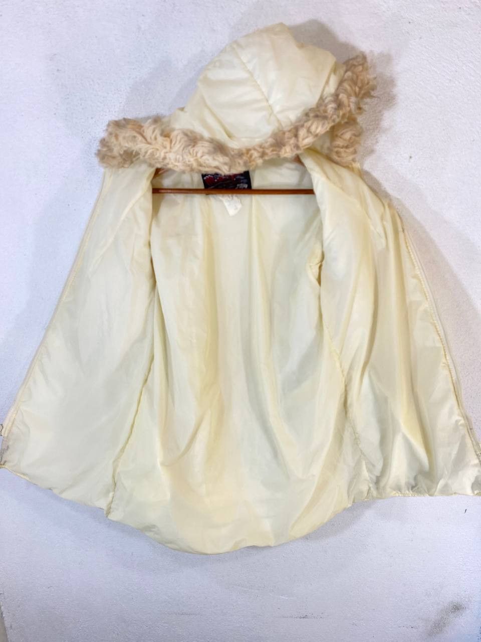 Vintage vintage white bear skiwear retro puffer jacket talon zipper Size US M / EU 48-50 / 2 - 6 Thumbnail