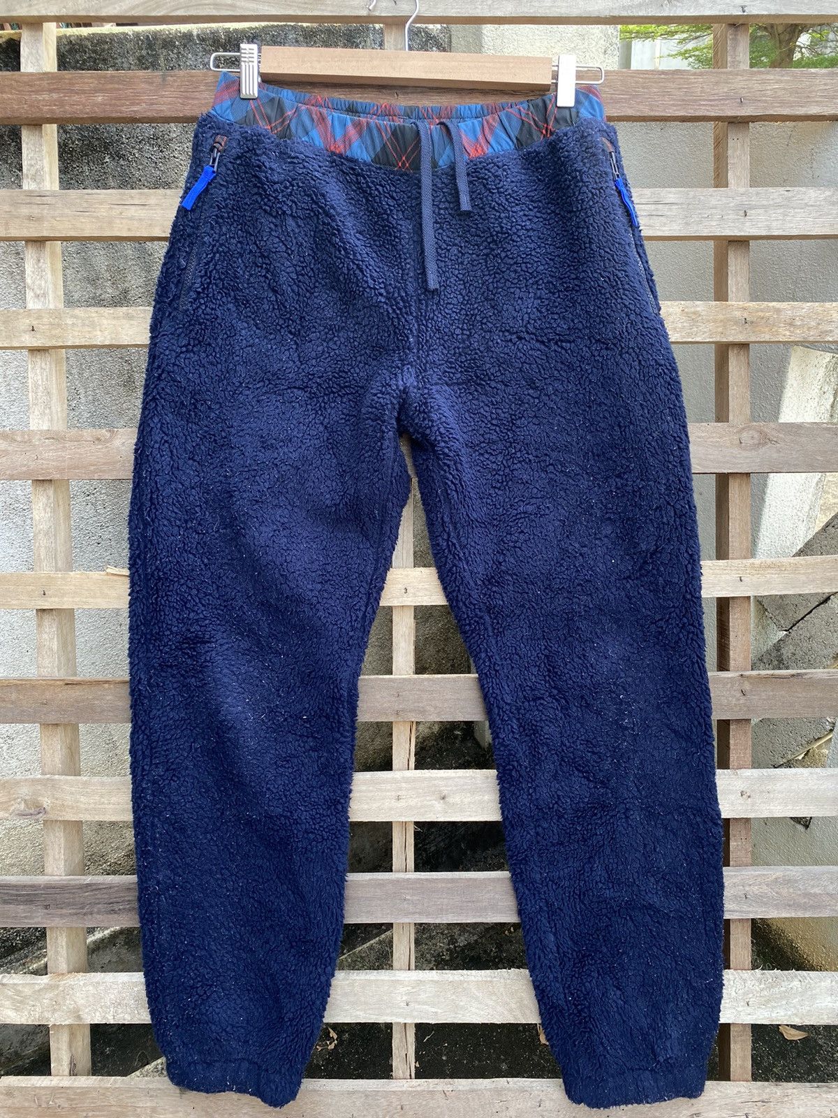JW Anderson × Uniqlo 🔥 Very Rare 🔥 Uniqlo x J.W Anderson Sherpa Pants Size US 31 - 7 Thumbnail