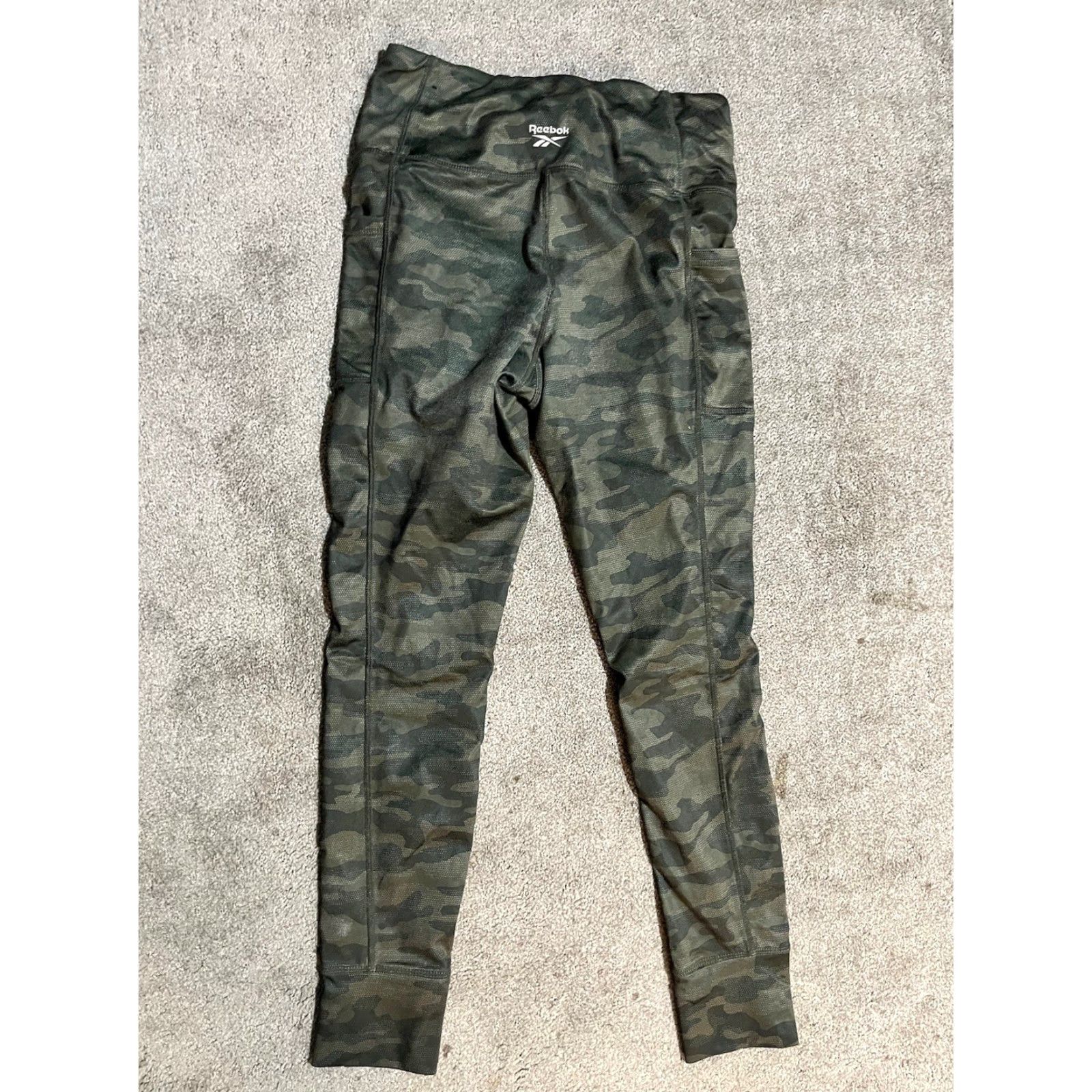 Reebok VINTAGE Reebok Women's Green Camo Leggings Size S High Rise Skinny Leg No Pockets Size 28" / US 6 / IT 42 - 3 Thumbnail