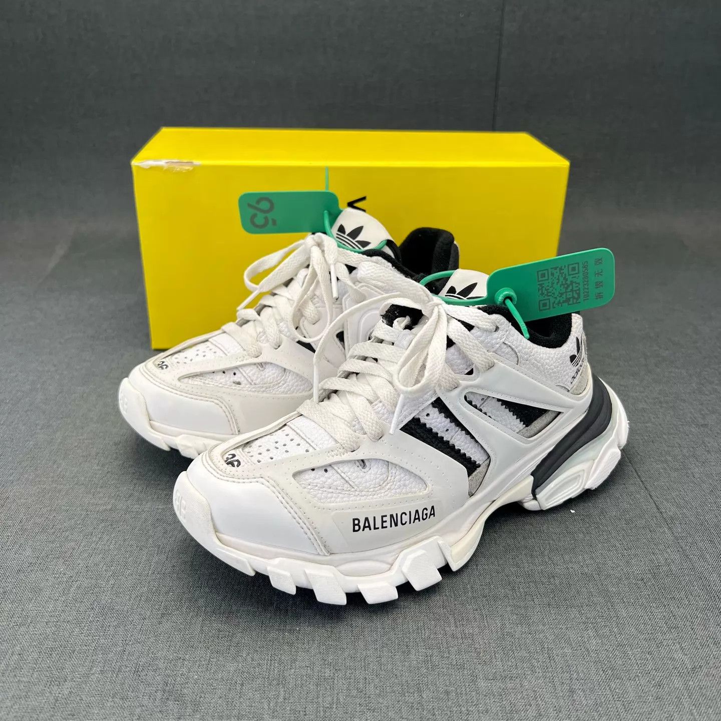 Balenciaga Balenciaga x Adidas Track Black White Size 36 Box Size US 6 / IT 36 - 1 Thumbnail