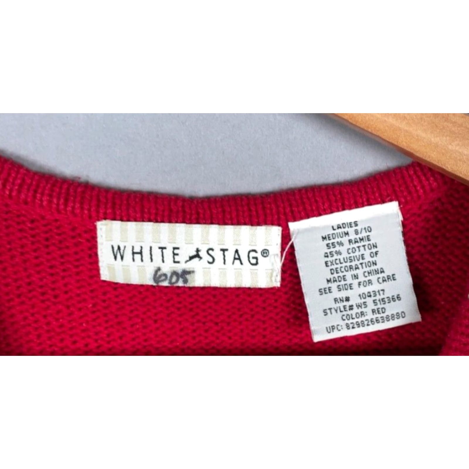 Vintage VINTAGE White Stag Sweater Vest Shirt Womens Medium Red Embroidered Christmas Motif Zip Front 90s Holiday Retro Size M / US 6-8 / IT 42-44 - 3 Thumbnail