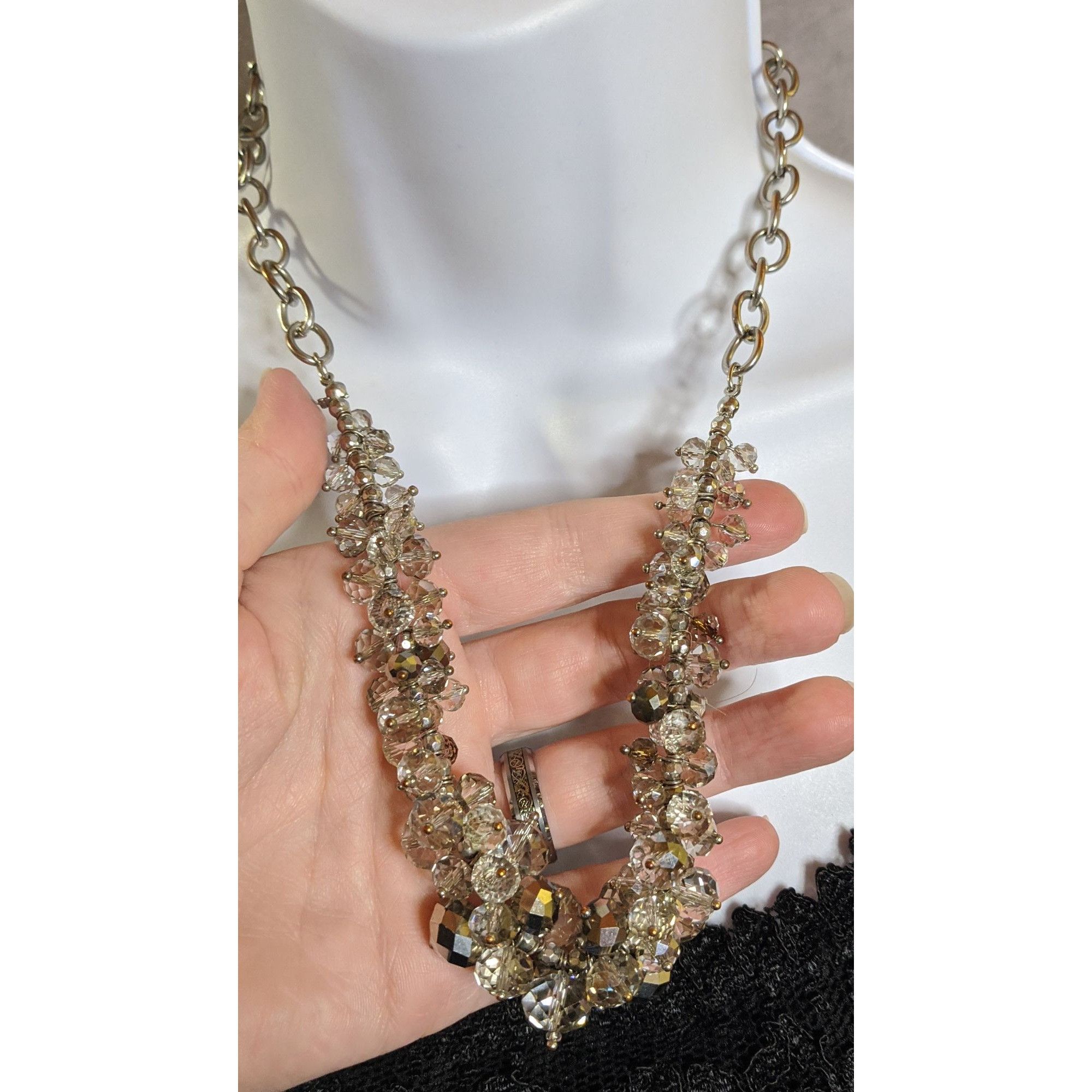 Vera Wang Elegant Glam Simply Vera Vera Wang Crystal Bead Cluster Neck Size ONE SIZE - 6 Thumbnail