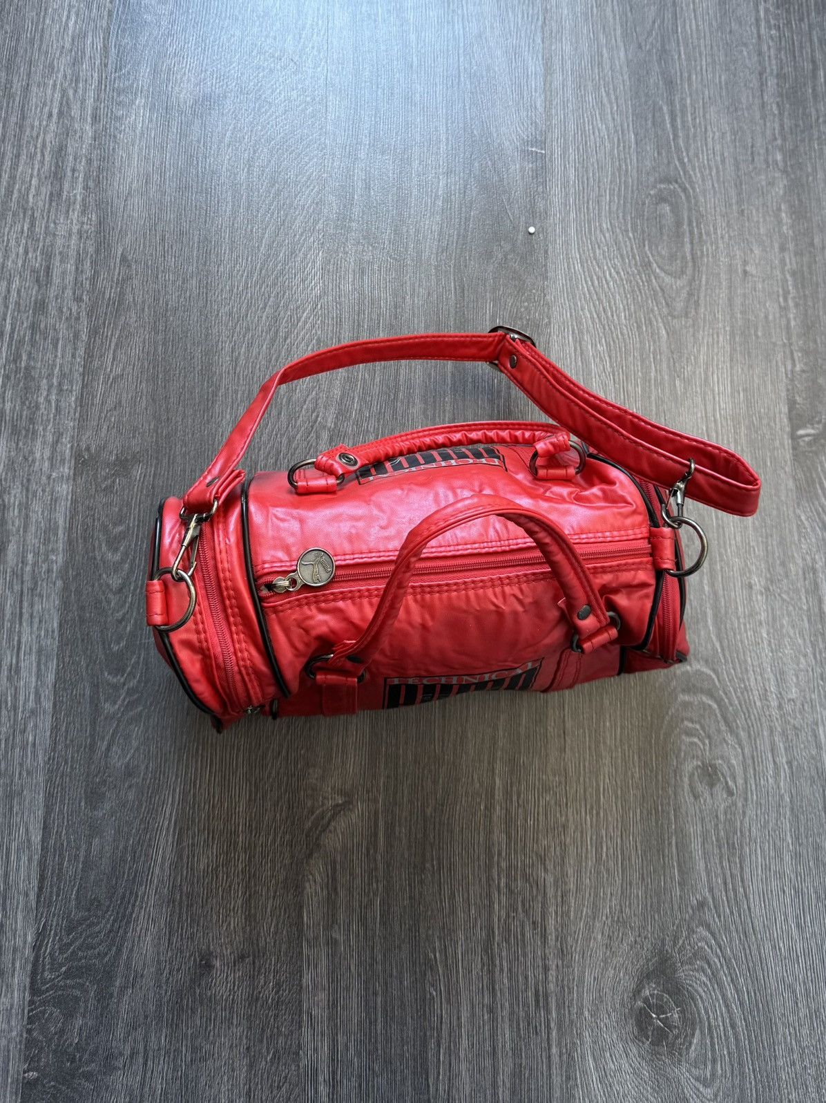 Puma × Vintage 90s Vintage Puma Sport Bag Red Size ONE SIZE - 7 Thumbnail