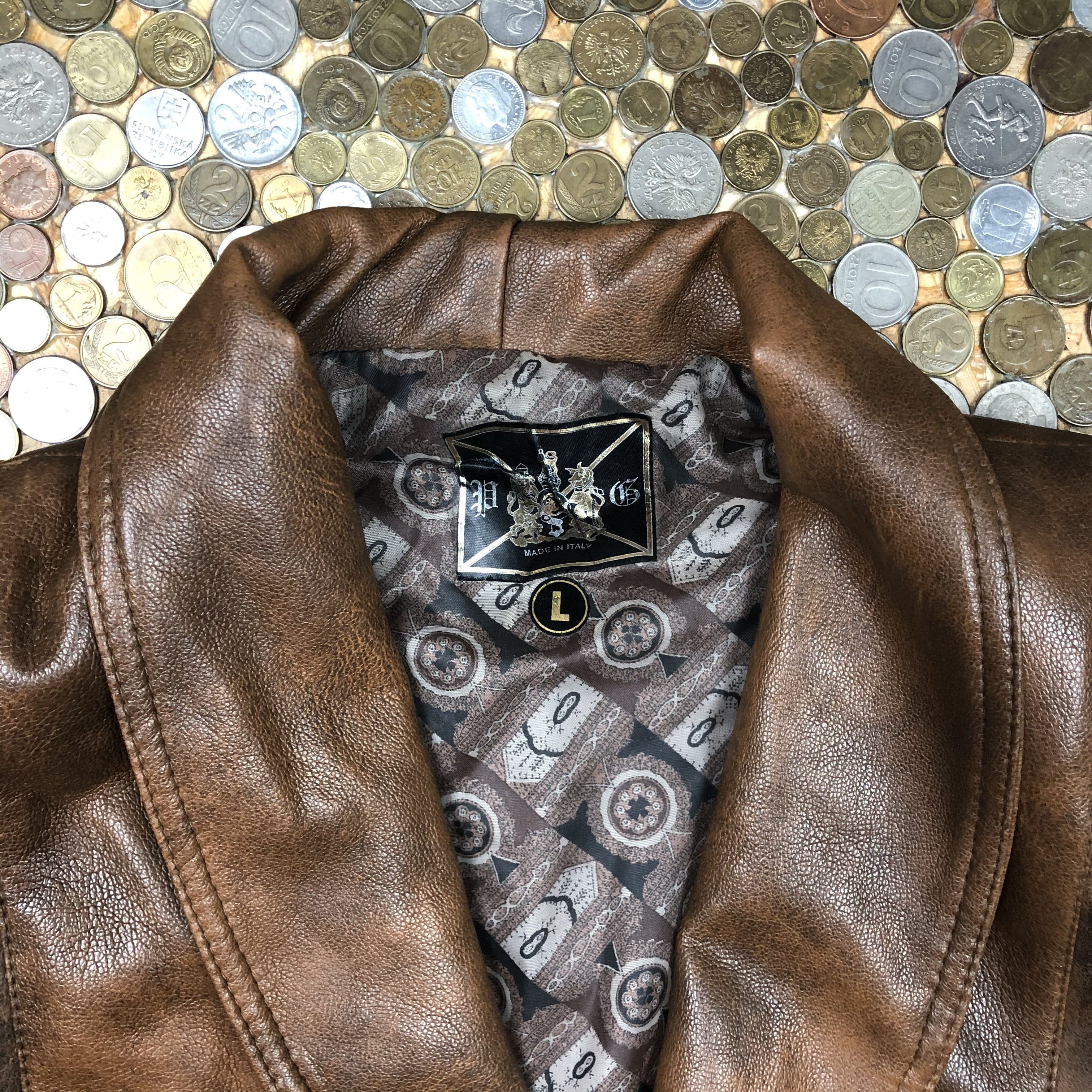 Vintage Vintage Leather short jacket with belt 90's Size L / US 10 / IT 46 - 3 Thumbnail