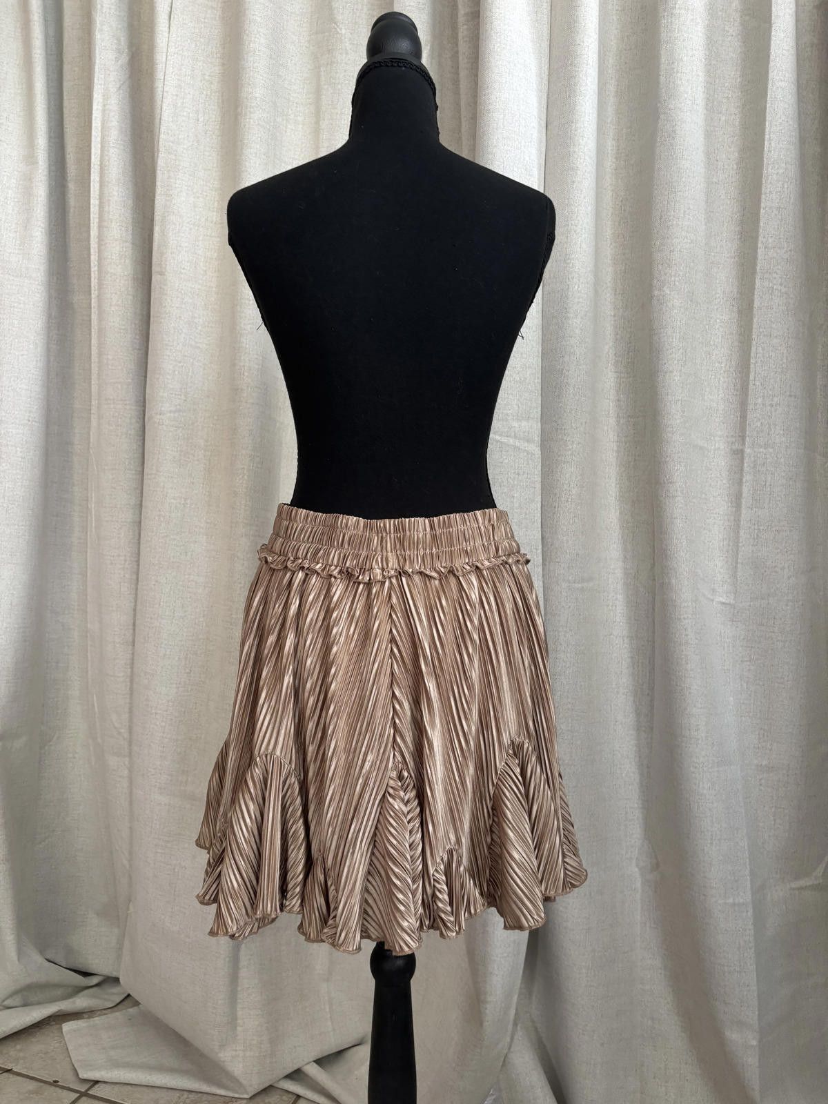 Other Pleated Beige Mini Skirt with Elastic Waist Size 36" / US 14 / IT 50 - 2 Thumbnail