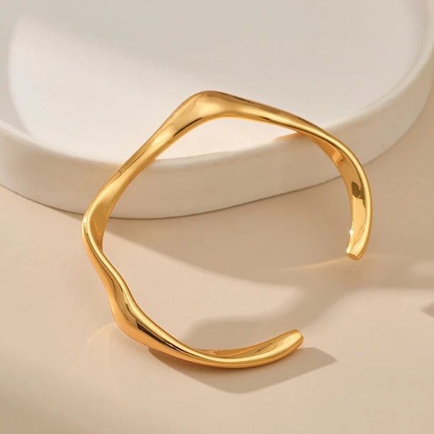 Jewelry Irregular Line Open Cuff Bracelet Size ONE SIZE - 1 Thumbnail