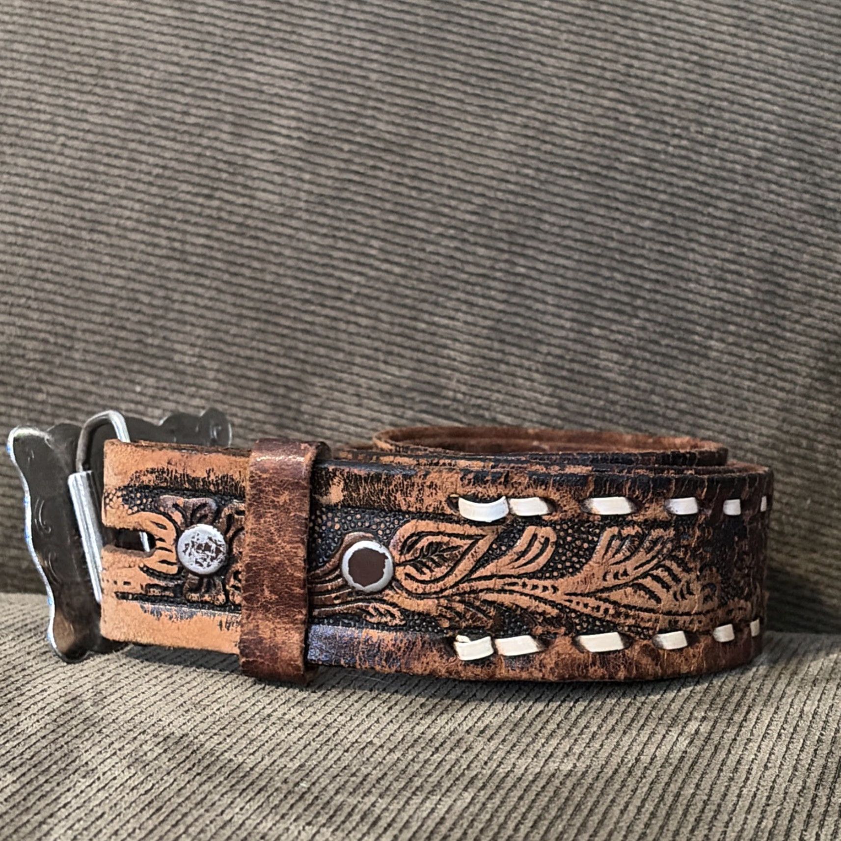 Vintage VINTAGE Western Belt Horse Theme Hand Tooled Buckstitch Leather Belt Men 40 Brown Leather Horses Mens Belt Size 40 - 3 Thumbnail