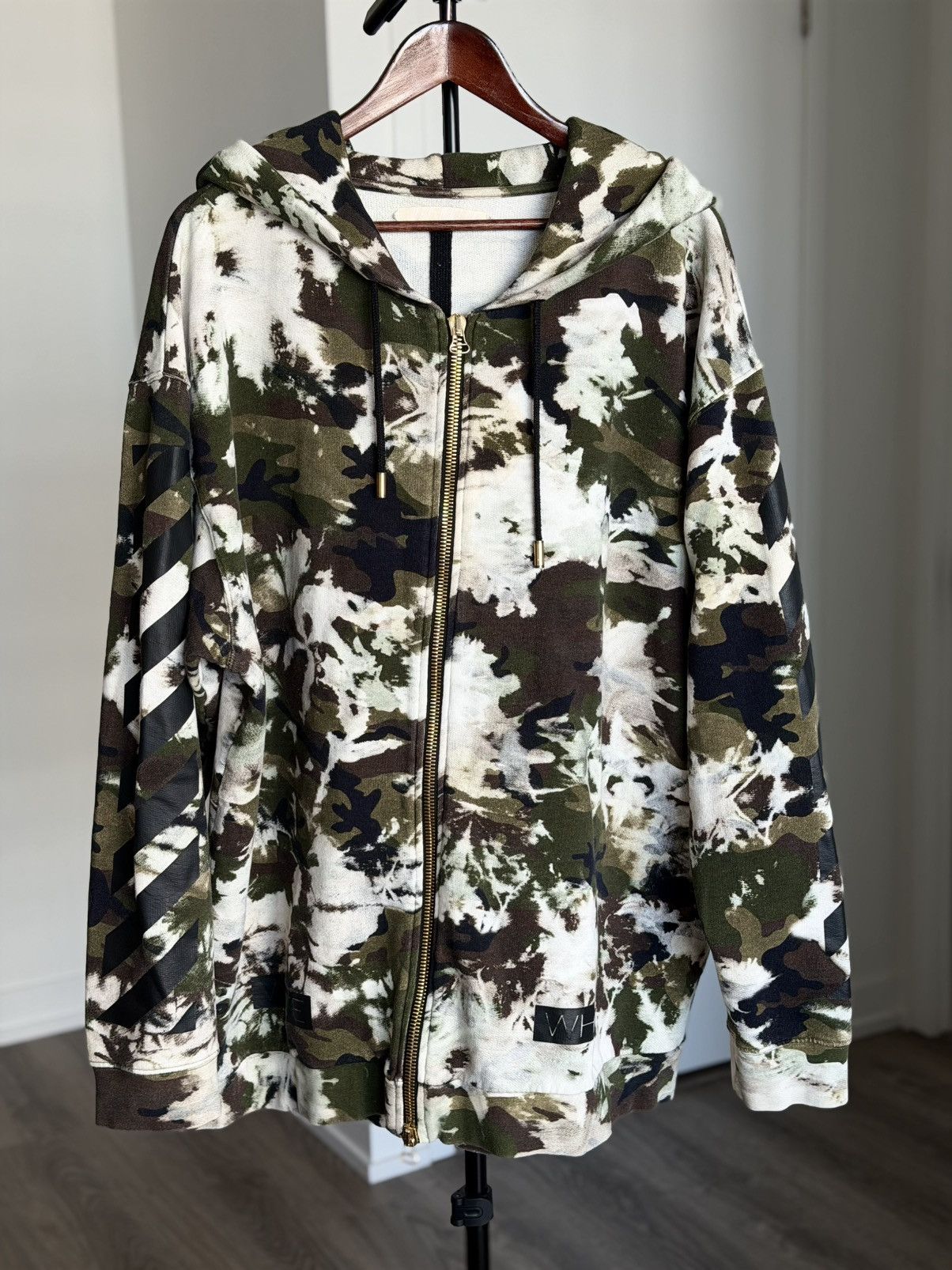 Off-White Off-White 16SS Bleached Camo Zip Up Hoodie XL Virgil Abloh Size US XL / EU 56 / 4 - 5 Thumbnail