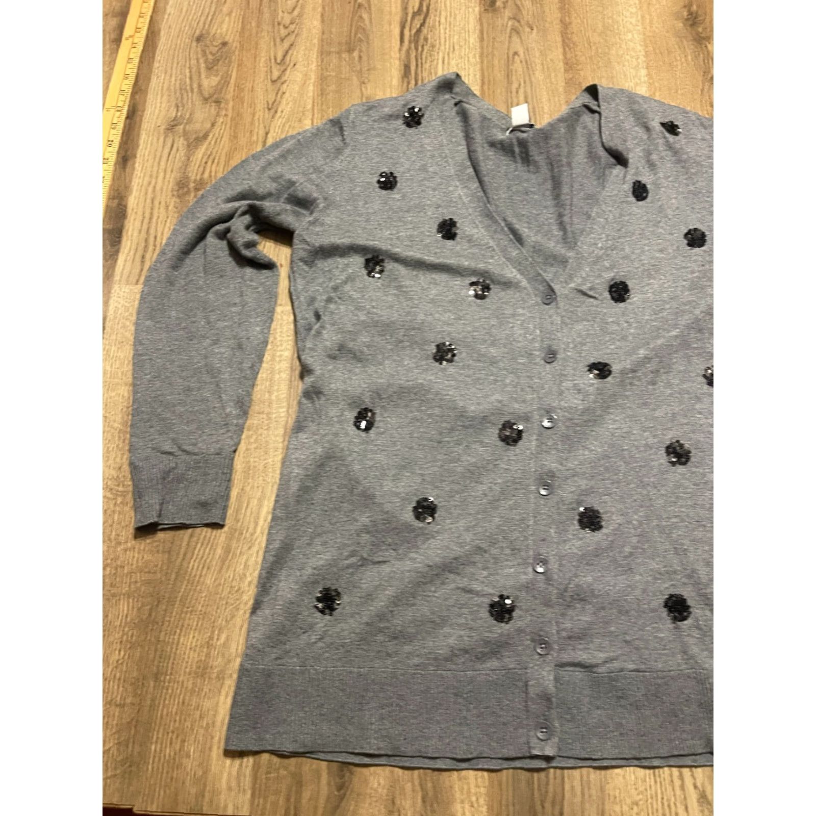 Old Navy Old Navy Cardigan Sweater, Women's XL, Gray, V-neck, Sequin, Casual Wear, Regular Fit, Long Sleeve, Fall Spring Summer, Womens Size XL / US 12-14 / IT 48-50 - 3 Thumbnail