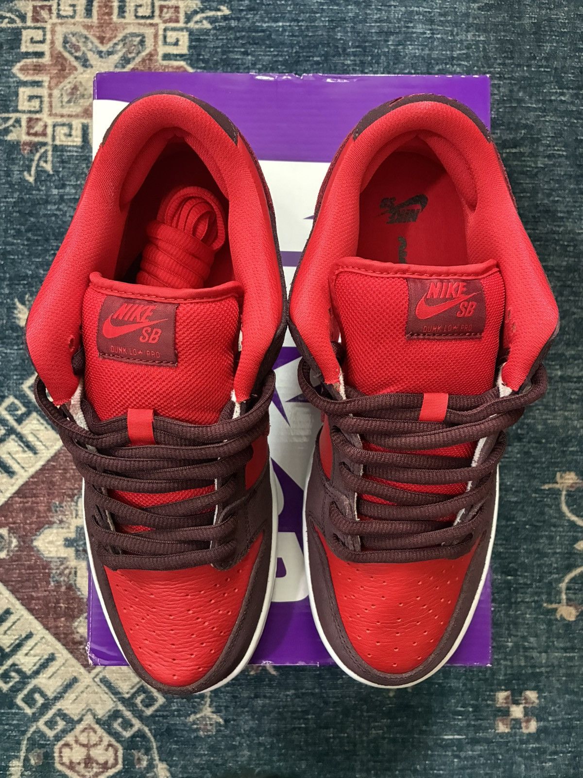 Nike Nike Sb Dunk Low Cherry SKU DM0807-600 Brand New Size 9.5M Size US 9.5 / EU 42-43 - 6 Thumbnail