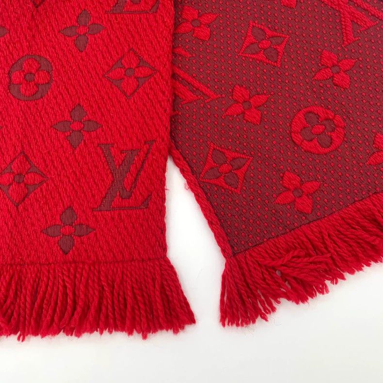 Louis Vuitton Louis Vuitton Red logo old flower full print wool fringe s Size ONE SIZE - 5 Thumbnail