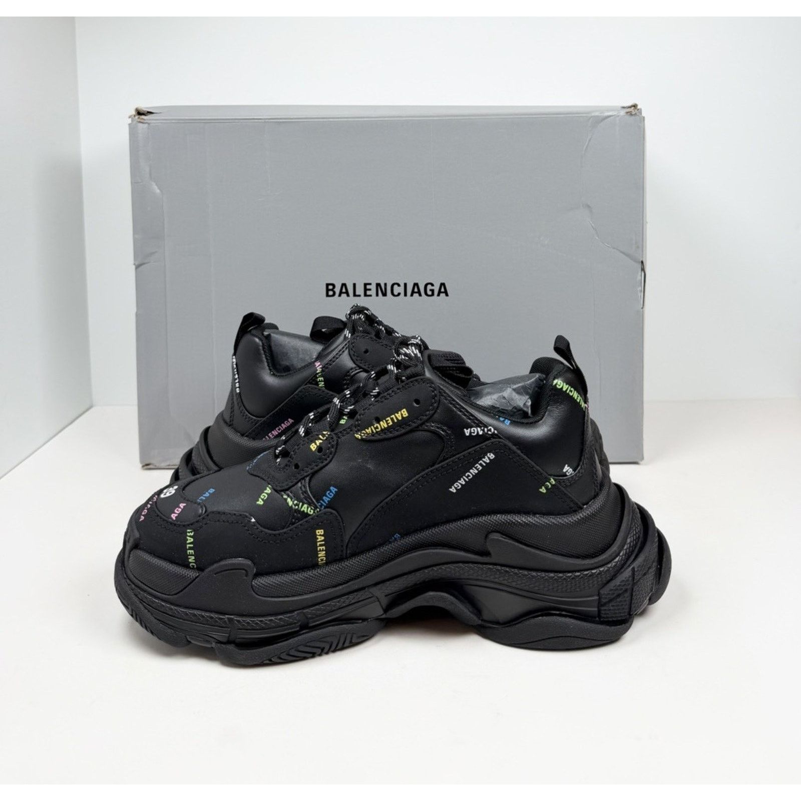 Balenciaga Size 39EU/6US - Balenciaga Triple S Multicolor Size US 6 / EU 39 - 6 Thumbnail