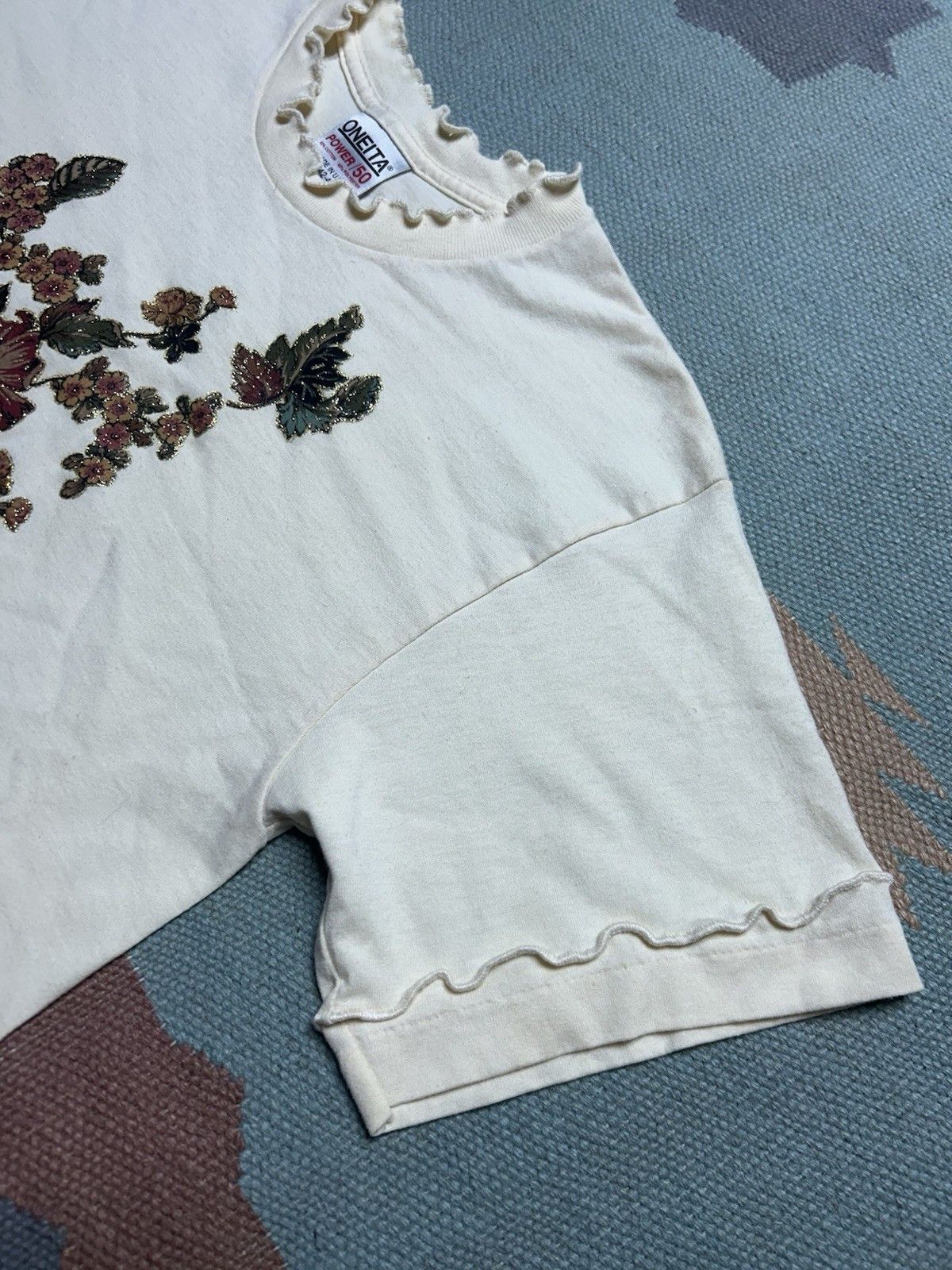 Vintage Vtg 90s t shirt flower floral nature glitter shiny sparkle L Size US L / EU 52-54 / 3 - 4 Thumbnail