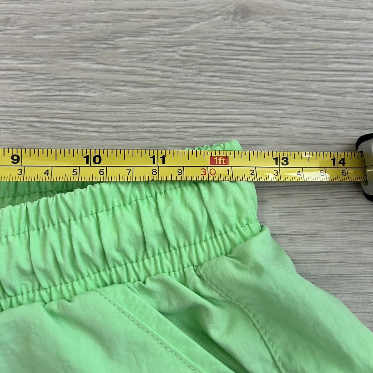 Alo Alo Yoga Alumni Short Ultramint Size 26" / US 2 / IT 38 - 7 Thumbnail