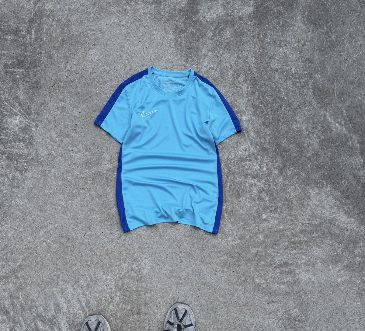 Nike × Vintage Nike y2k streetwear sportswear t-shirt Size US S / EU 44-46 / 1 - 2 Thumbnail
