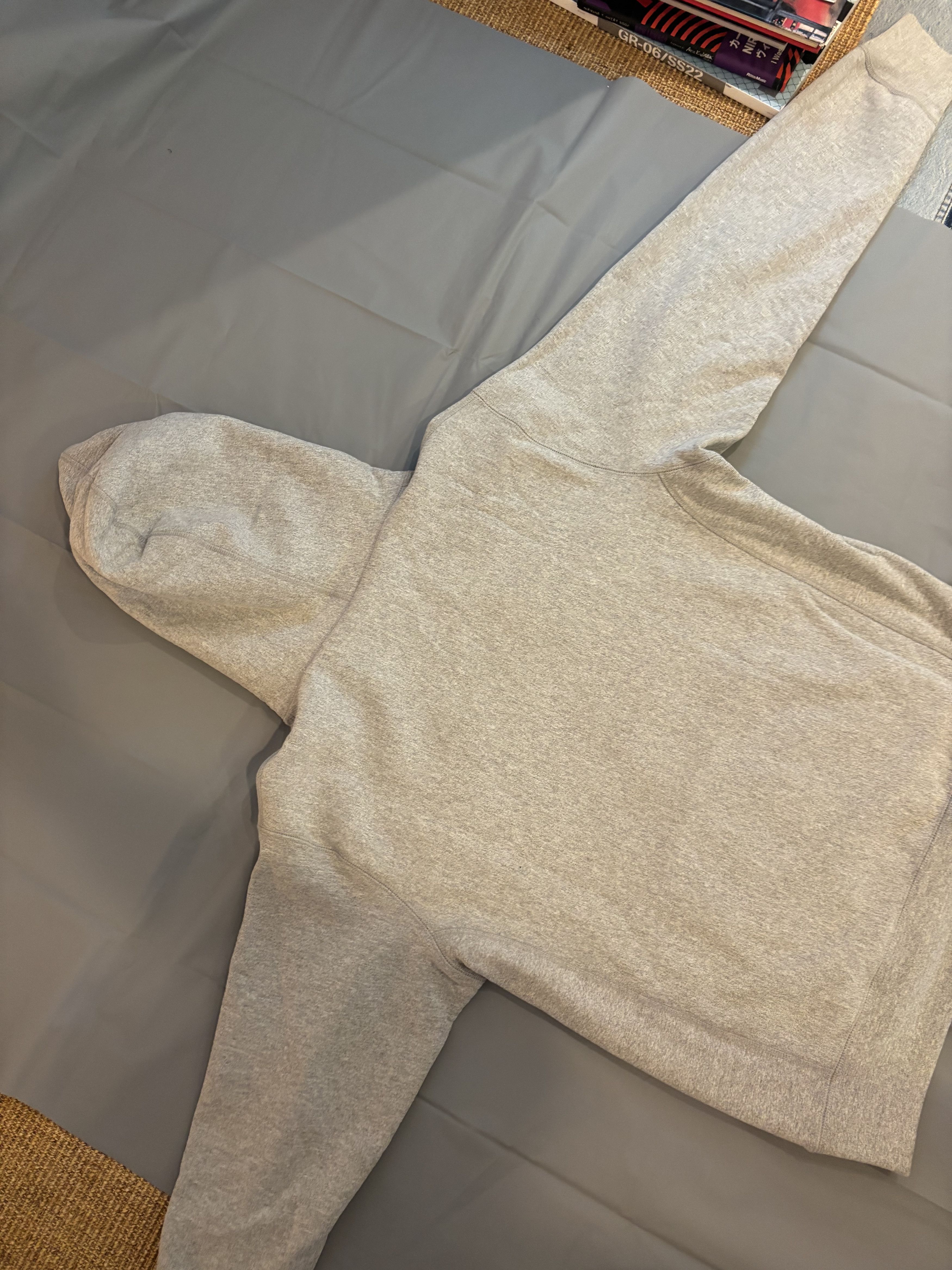 Supreme Sweat à capuche Supreme gris logo orange en tbe Size US L / EU 52-54 / 3 - 15 Thumbnail