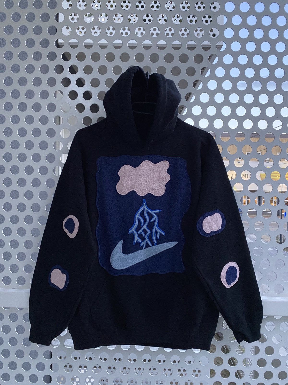 Nike × Vintage Vintage Nike Custom Thunder Center Swoosh Oversize Hoodie 90 Size US S / EU 44-46 / 1 - 1 Thumbnail