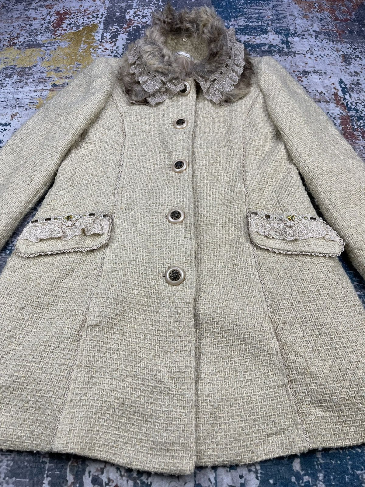 Japanese Brand Axes Femme Fur Collar Embroidered Tweed Coats Size L / US 10 / IT 46 - 4 Thumbnail