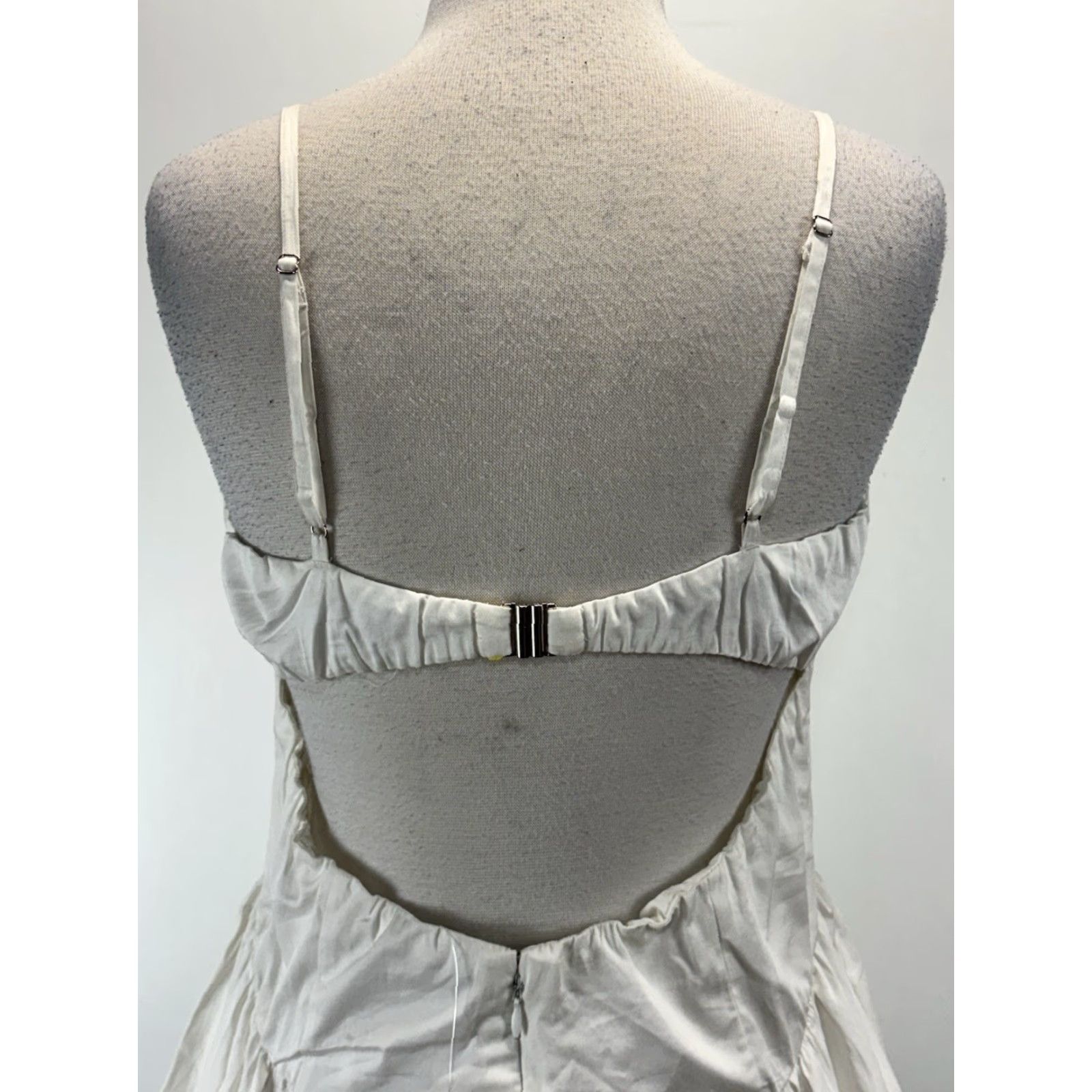 Abercrombie & Fitch Abercrombie Maxi Dress Women’s L White Dipped Waist Open Back Beach Flowy Size L / US 10 / IT 46 - 7 Thumbnail