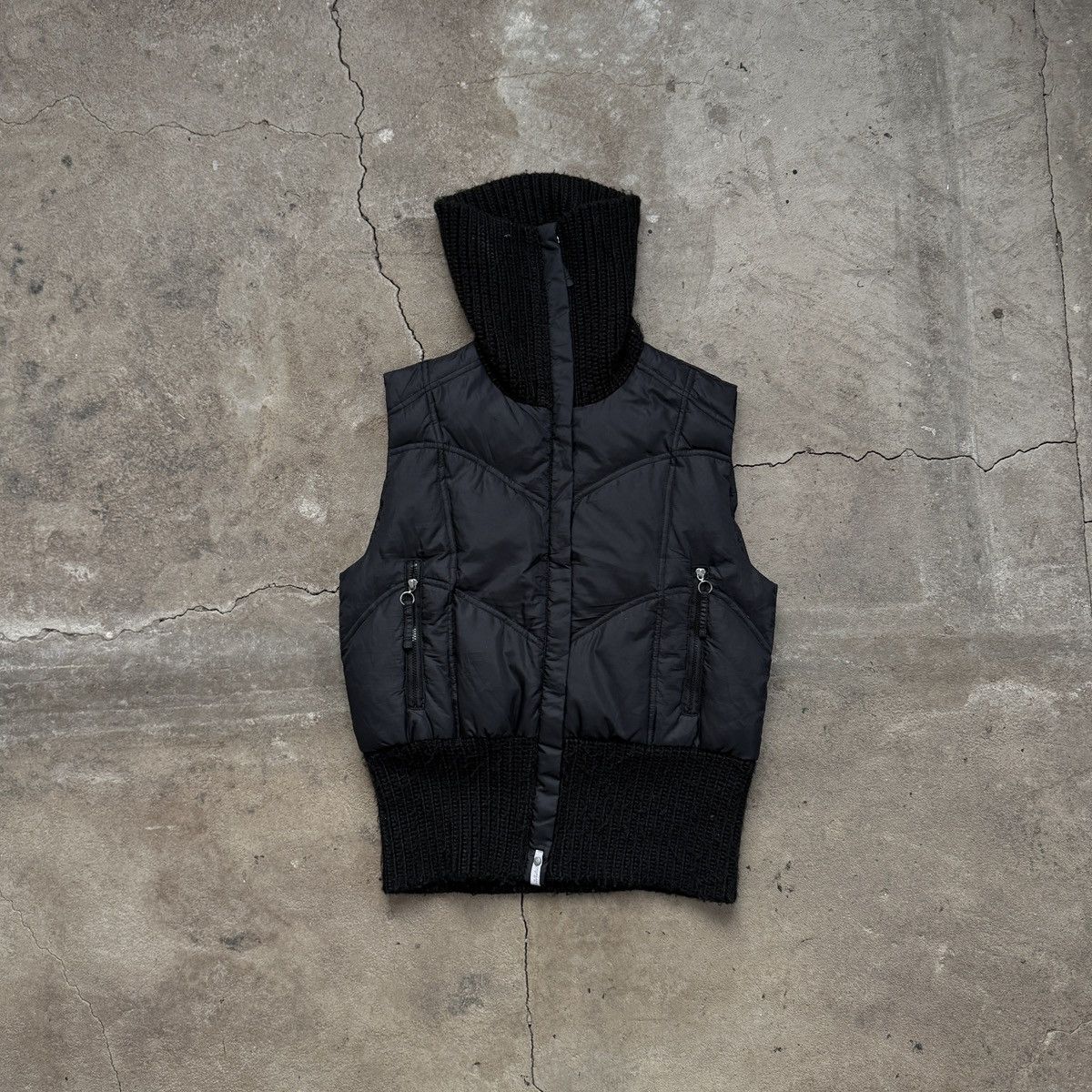 If Six Was Nine × Le Grande Bleu (L.G.B.) × Trussardi Trussardi Down Vest Size L / US 10 / IT 46 - 2 Thumbnail