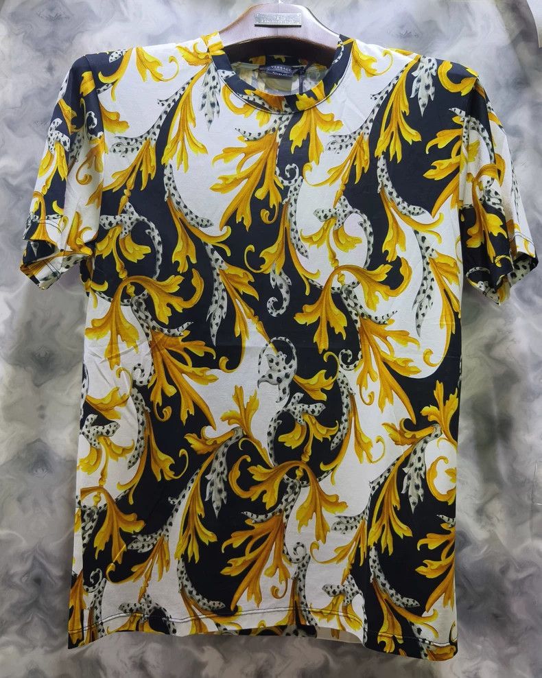 Versace Versace Men's crew neck short-sleeved T-shirt Size US S / EU 44-46 / 1 - 1 Thumbnail