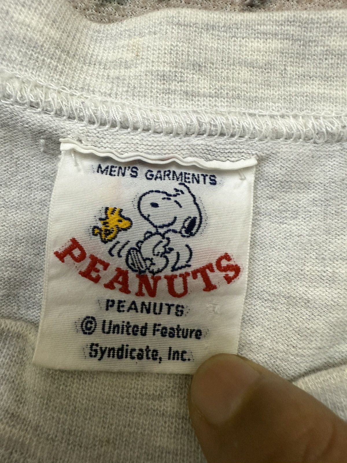 Vintage Vintage Men’s Garment Peanuts Snoopy Longsleeve Tshirt Size US S / EU 44-46 / 1 - 6 Thumbnail