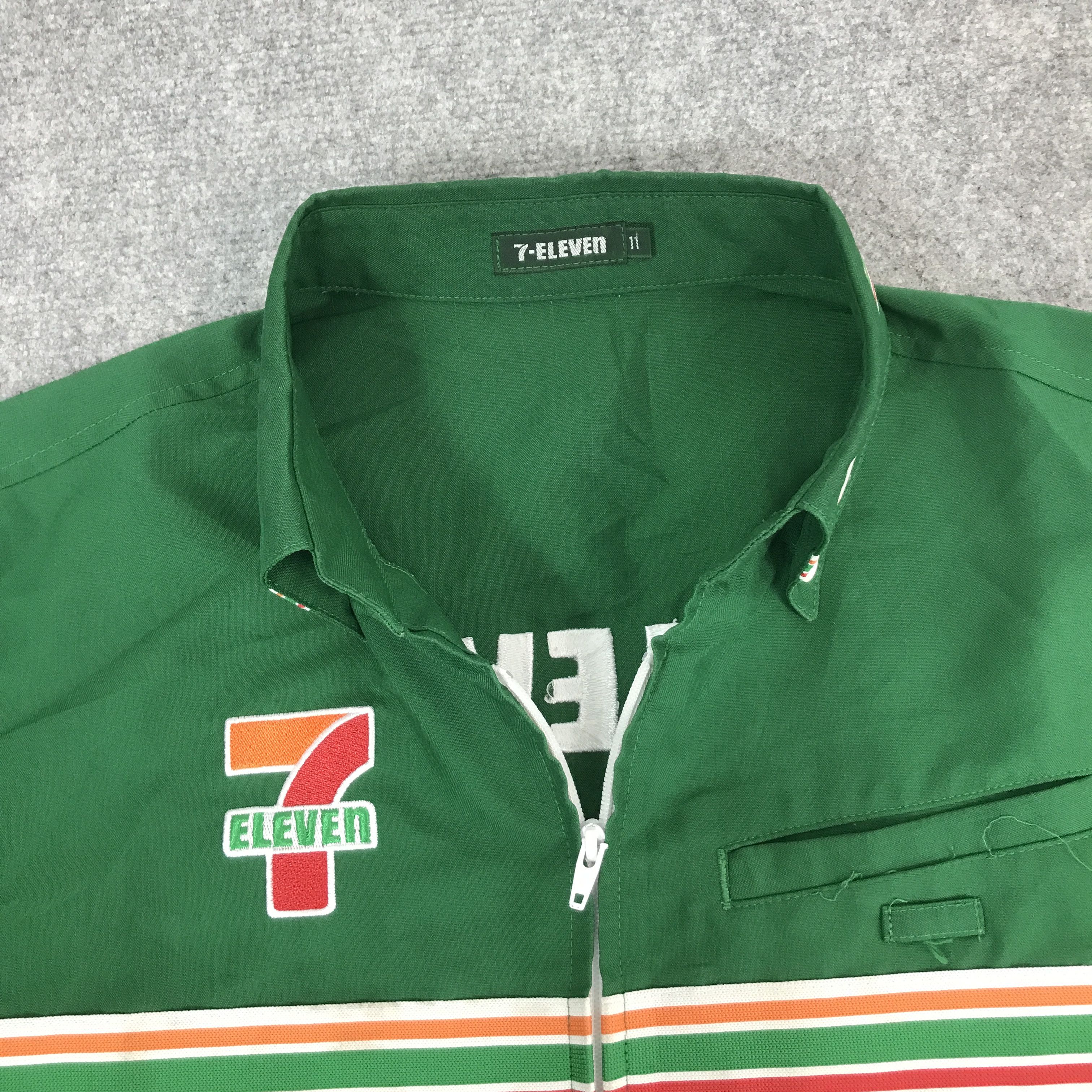 Japanese Brand Vintage 7 eleven uniform Japan shirt jacket Size US L / EU 52-54 / 3 - 9 Thumbnail