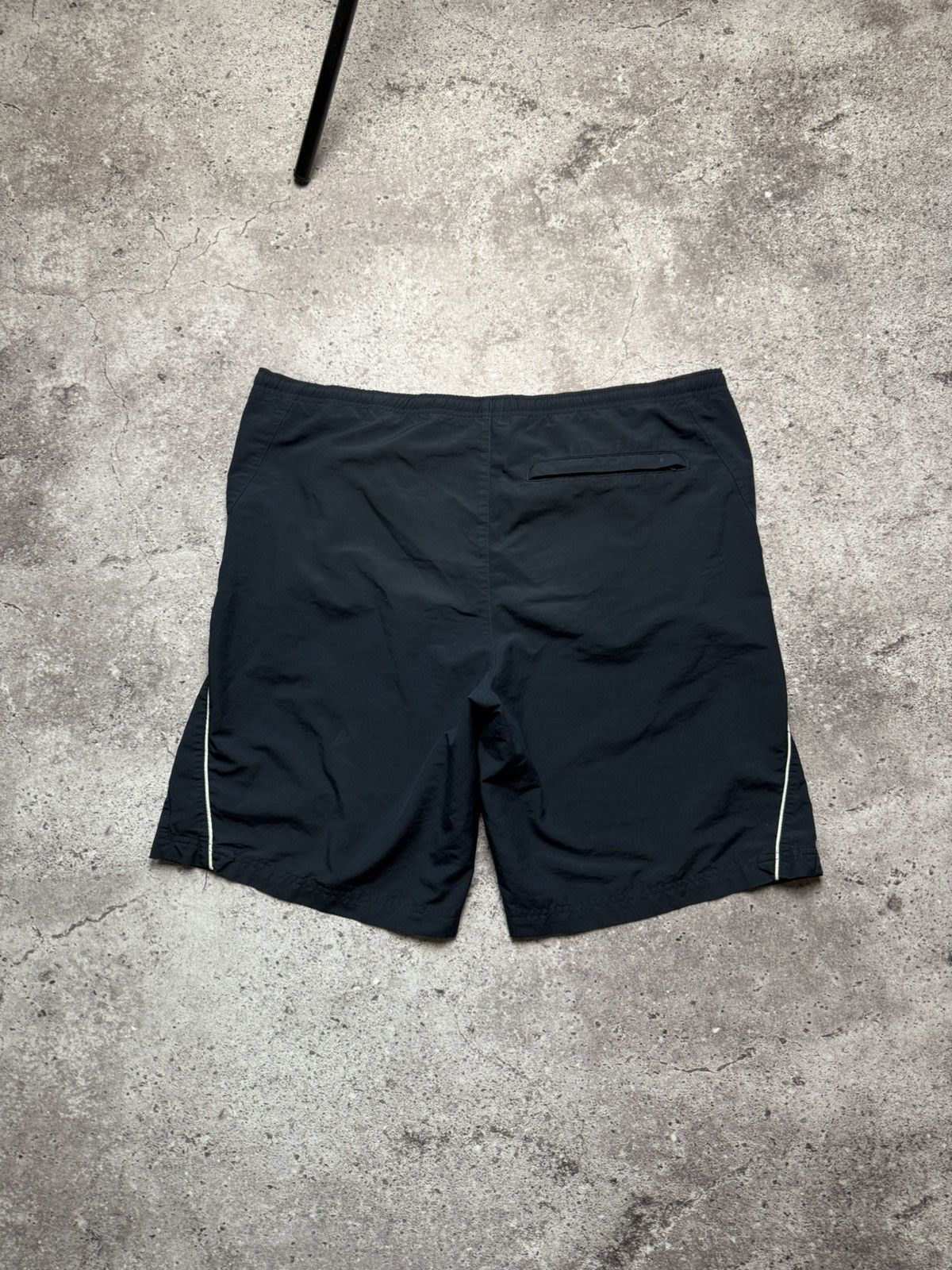 Nike Vintage Nike Nylon Shorts 90s Y2K Size US 33 - 2 Thumbnail