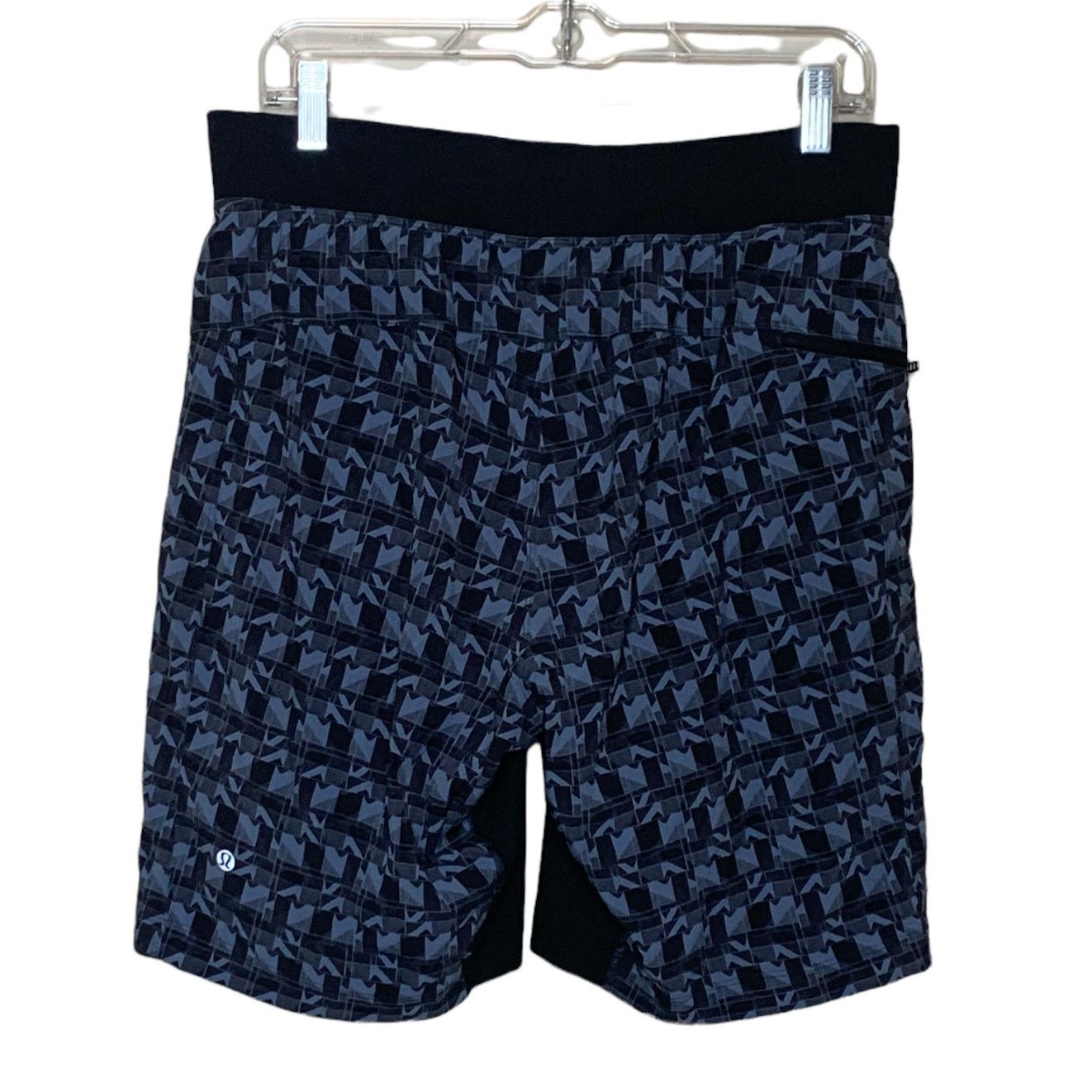 Lululemon Lululemon geometric print training pull on shorts size M Size US 36 / EU 52 - 2 Thumbnail