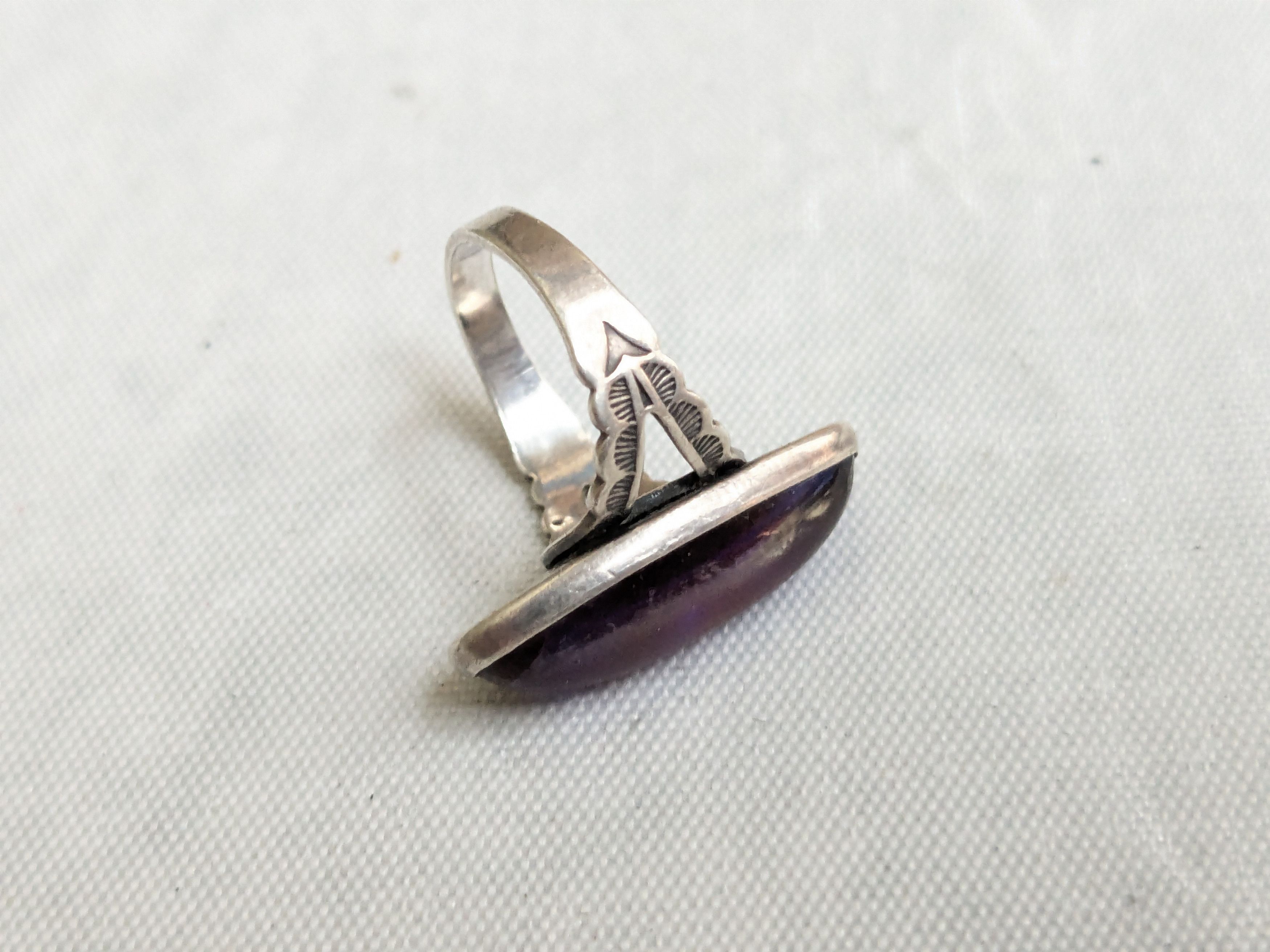 Jewelry Vintage Sterling Silver Ring Dragons Breath 5.25 Native Size ONE SIZE - 2 Thumbnail