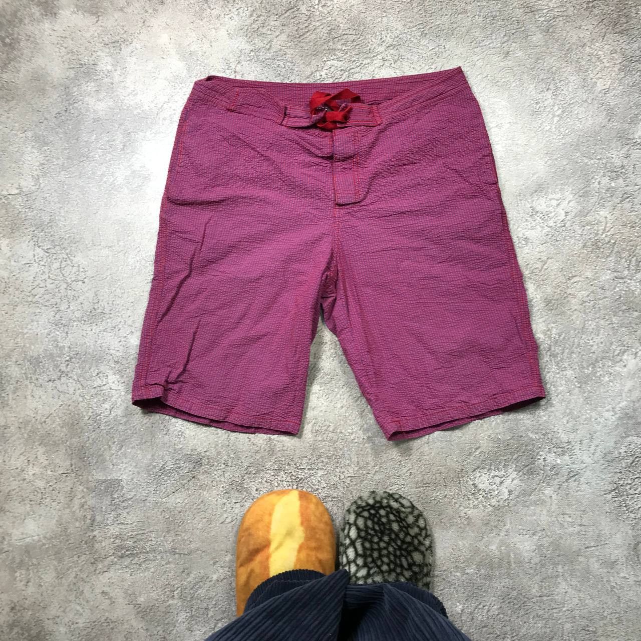 Vintage Vintage Y2K Baggy Shorts Streetwear Skate Casual Purple 33 Size US 33 - 1 Thumbnail