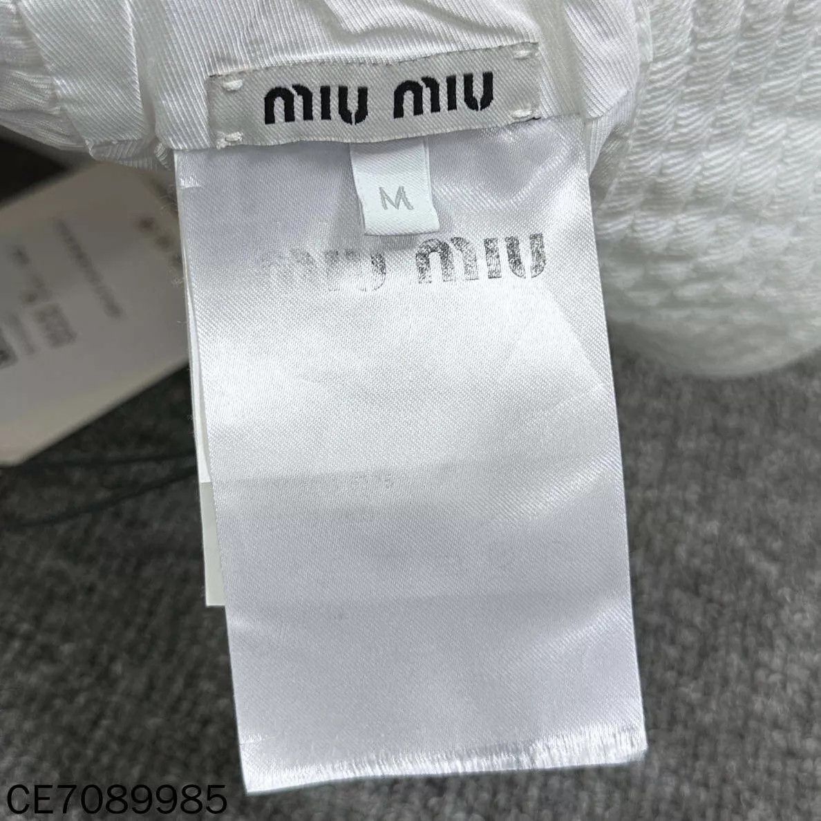 Miu Miu MIU MIU White Embroidered Logo Fisherman Hat Size ONE SIZE - 5 Thumbnail