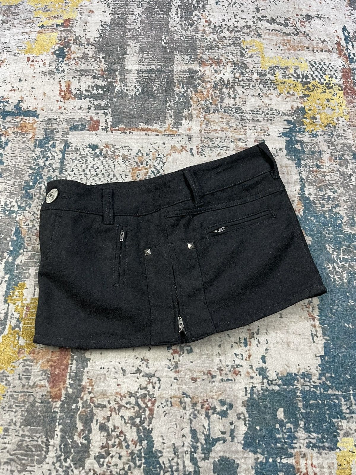 Hypebeast Glamourous Funky Punk Spiked Short Skirt Size 30" / US 8 / IT 44 - 1 Thumbnail