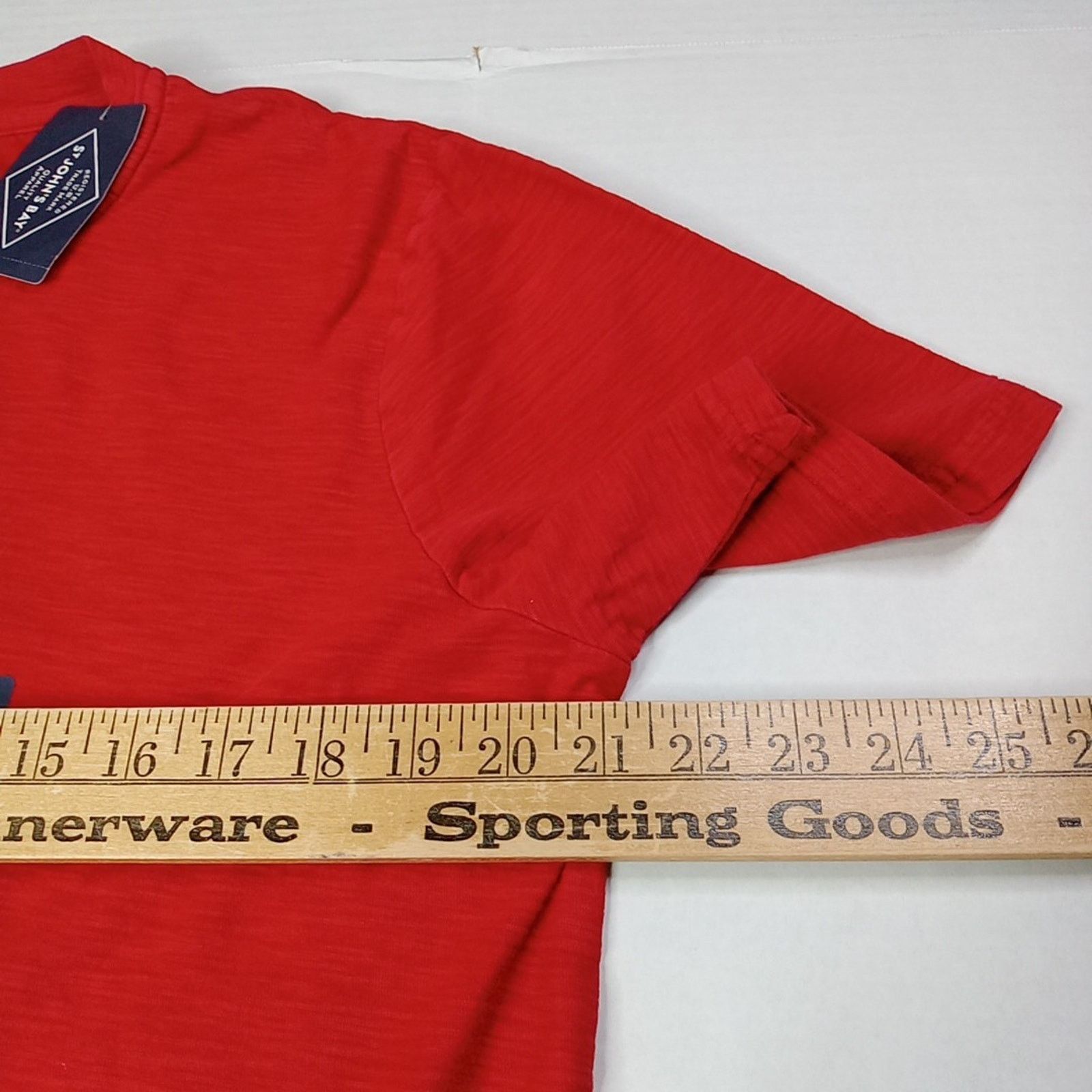 St. Johns Bay St. John’s Bay Henley Shirt Men's Size M Red Super Soft NWT Size US M / EU 48-50 / 2 - 4 Thumbnail