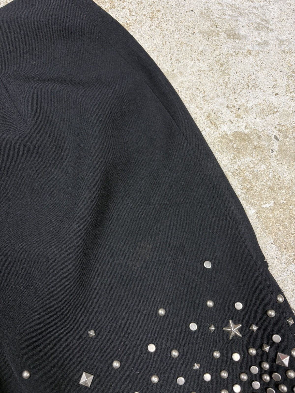 Versace Vintage 1990s Gianni Versace Wool Studs Medusa Logo Skirt Size 27" / US 4 / IT 40 - 15 Thumbnail