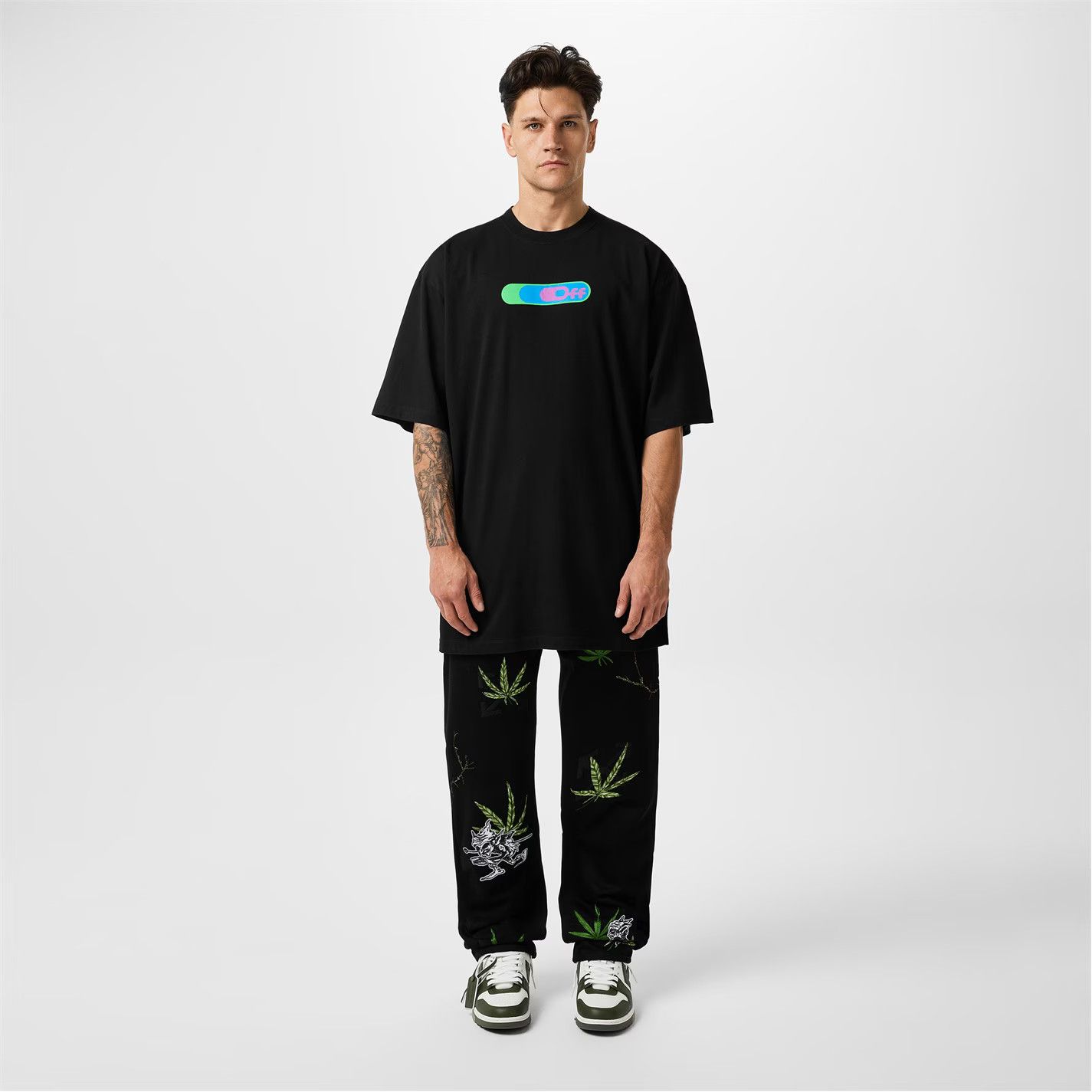 Off-White o1g2r1mq0226 Short-Sleeve Longline T-Shirt In Black Size US XS / EU 42 / 0 - 4 Thumbnail