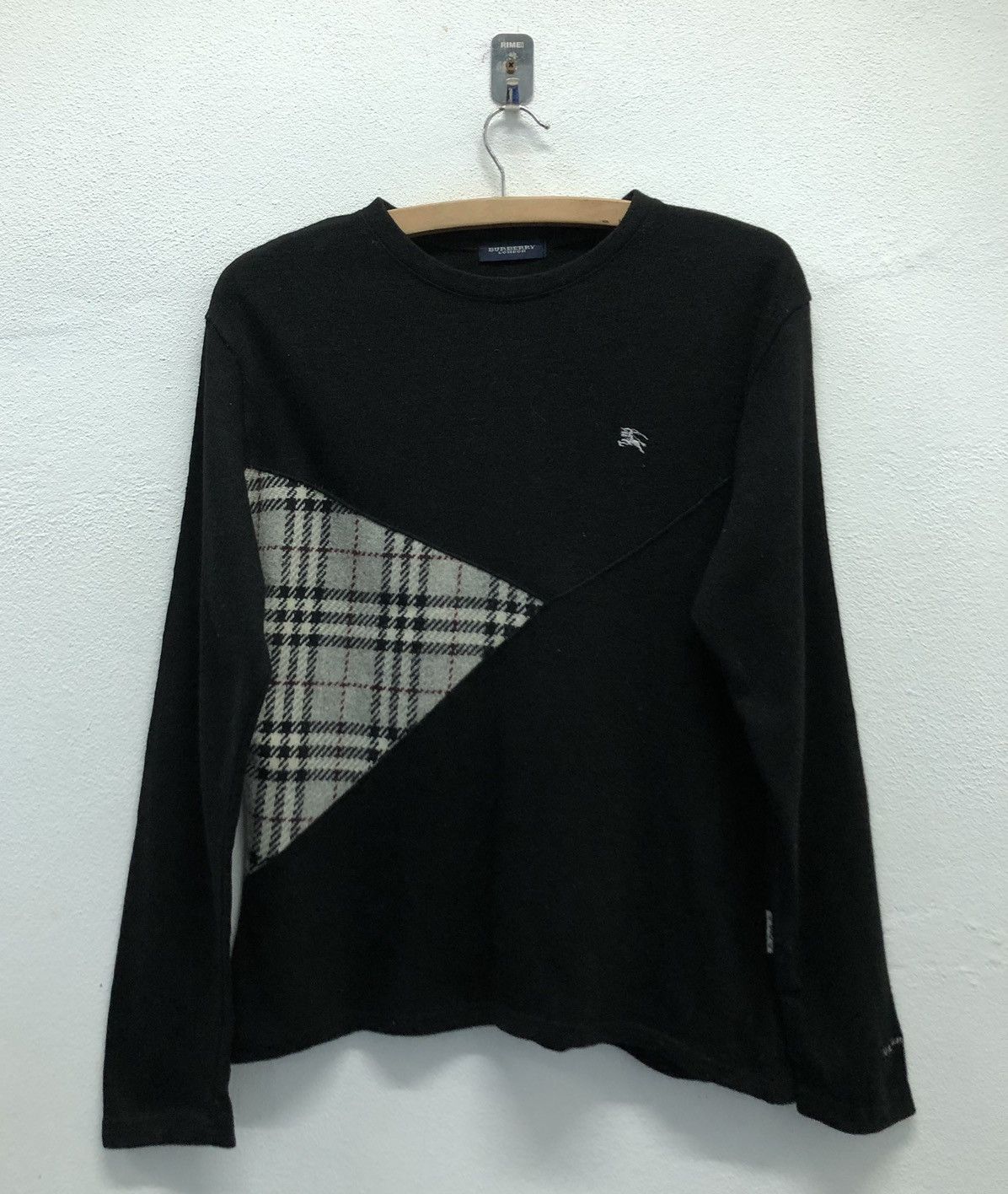 Burberry × Vintage Burberry London Long Sleeve Top Black with Nova Check Accent Size US M / EU 48-50 / 2 - 1 Thumbnail