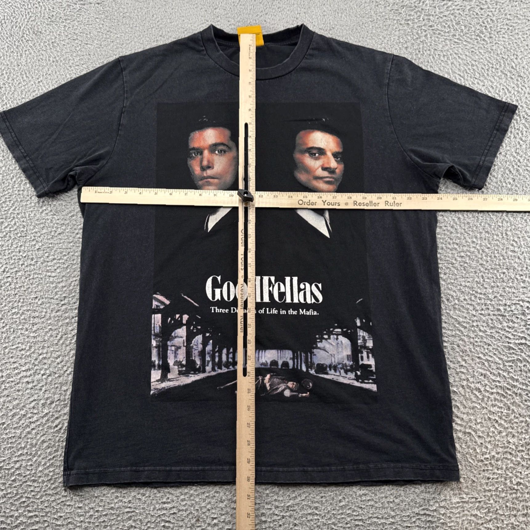 Palace Shoe Palace Goodfellas Mens Size XL T-Shirt Black Movie 90s Vintage Embroidered Logo Crew Neck Short Sleeve Cotton Size US XL / EU 56 / 4 - 5 Thumbnail